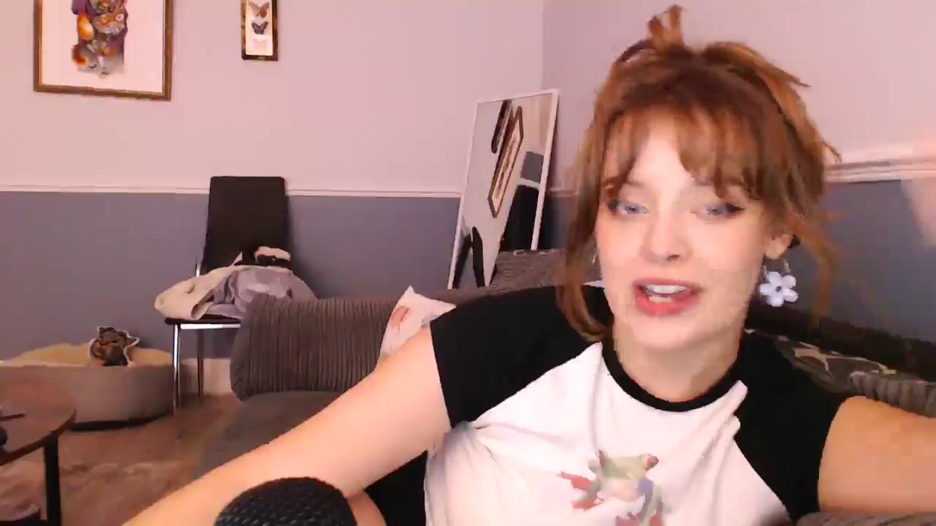 Gallery image thumbnail from KittyCash3w's myfreecams stream on, 08/14/2024, 21:18 image 19 of 20