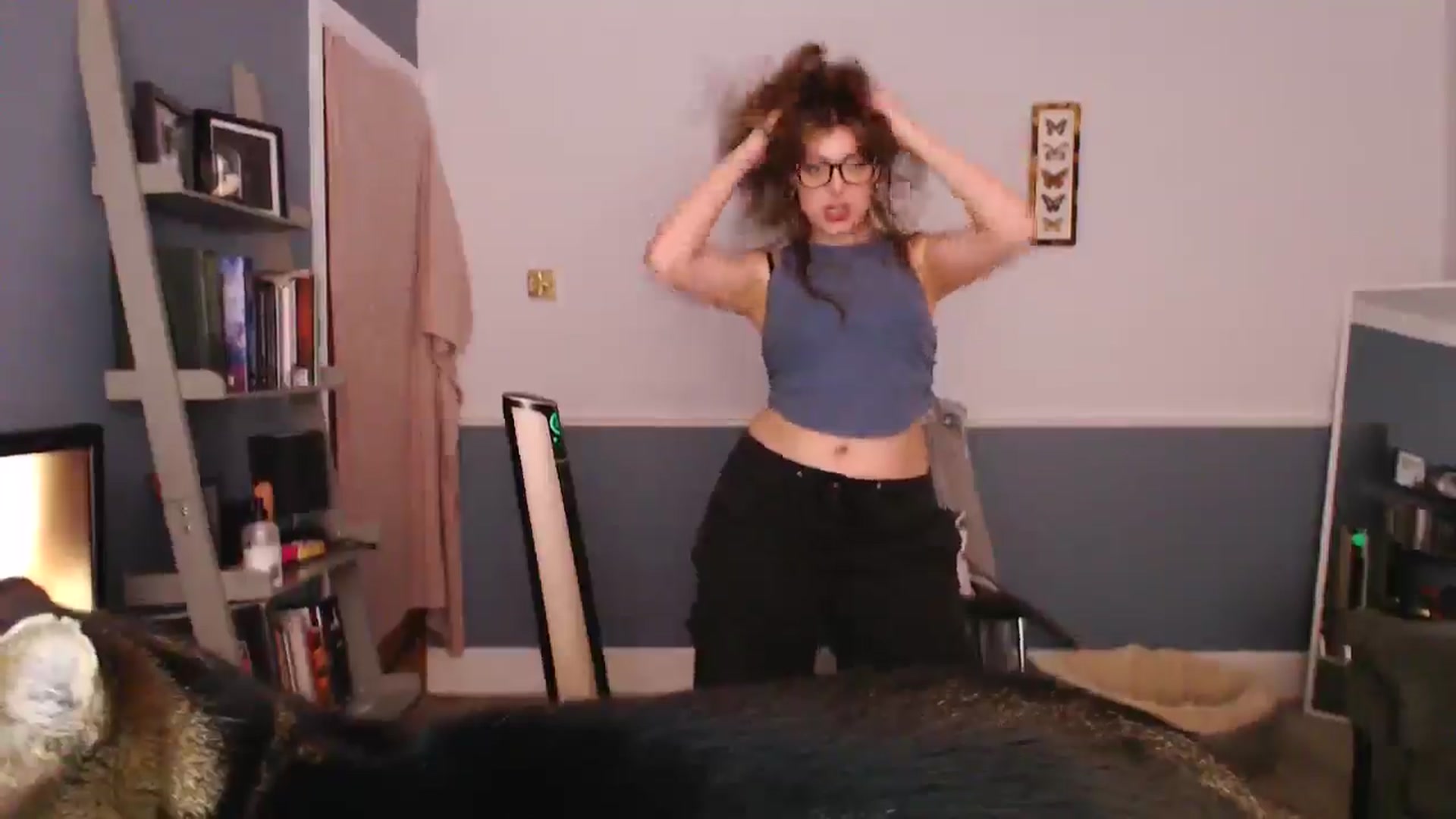 Gallery image thumbnail from KittyCash3w's myfreecams stream on, 08/16/2024, 20:06 image 18 of 20
