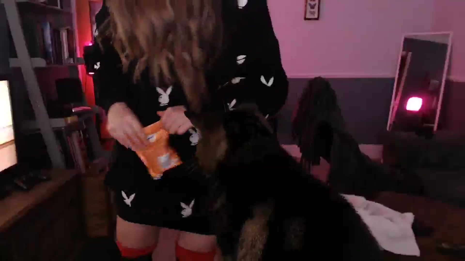 Gallery image thumbnail from KittyCash3w's myfreecams stream on, 08/21/2024, 21:33 image 10 of 20