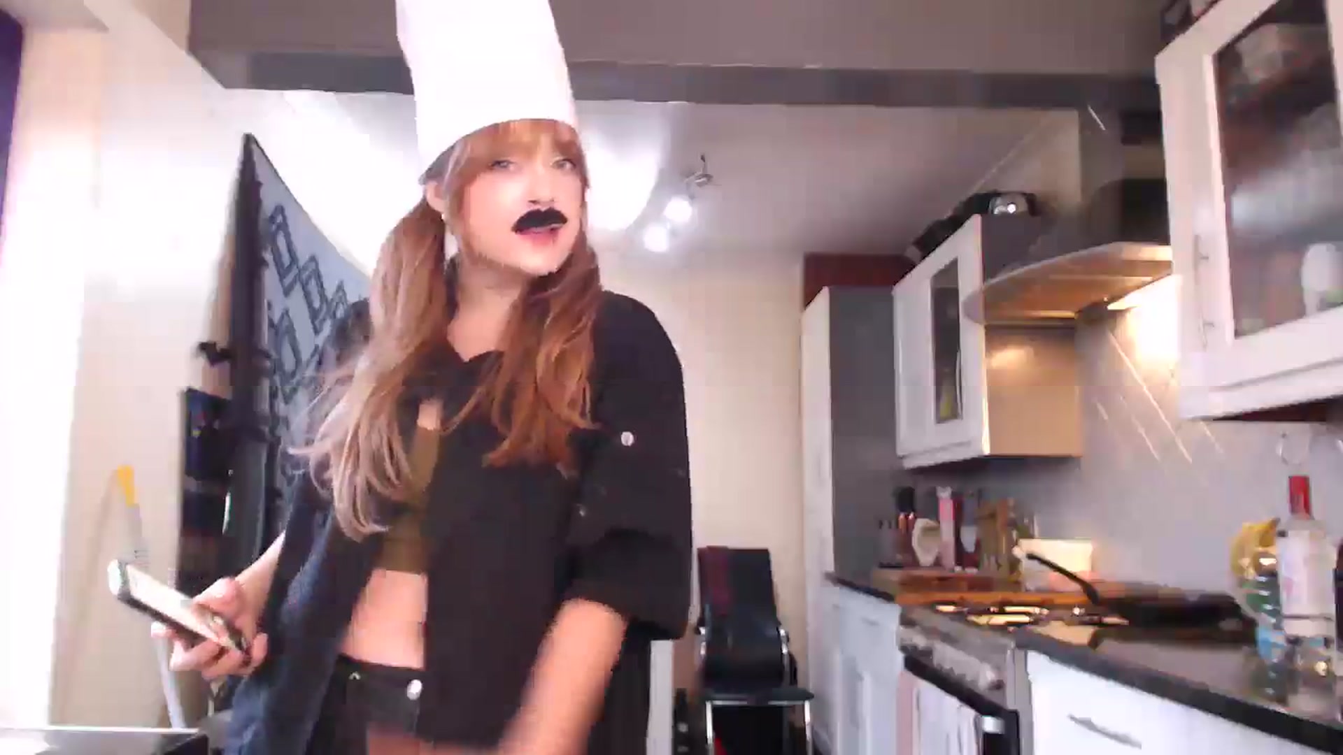 Gallery image thumbnail from KittyCash3w's myfreecams stream on, 09/04/2024, 17:00 image 14 of 20