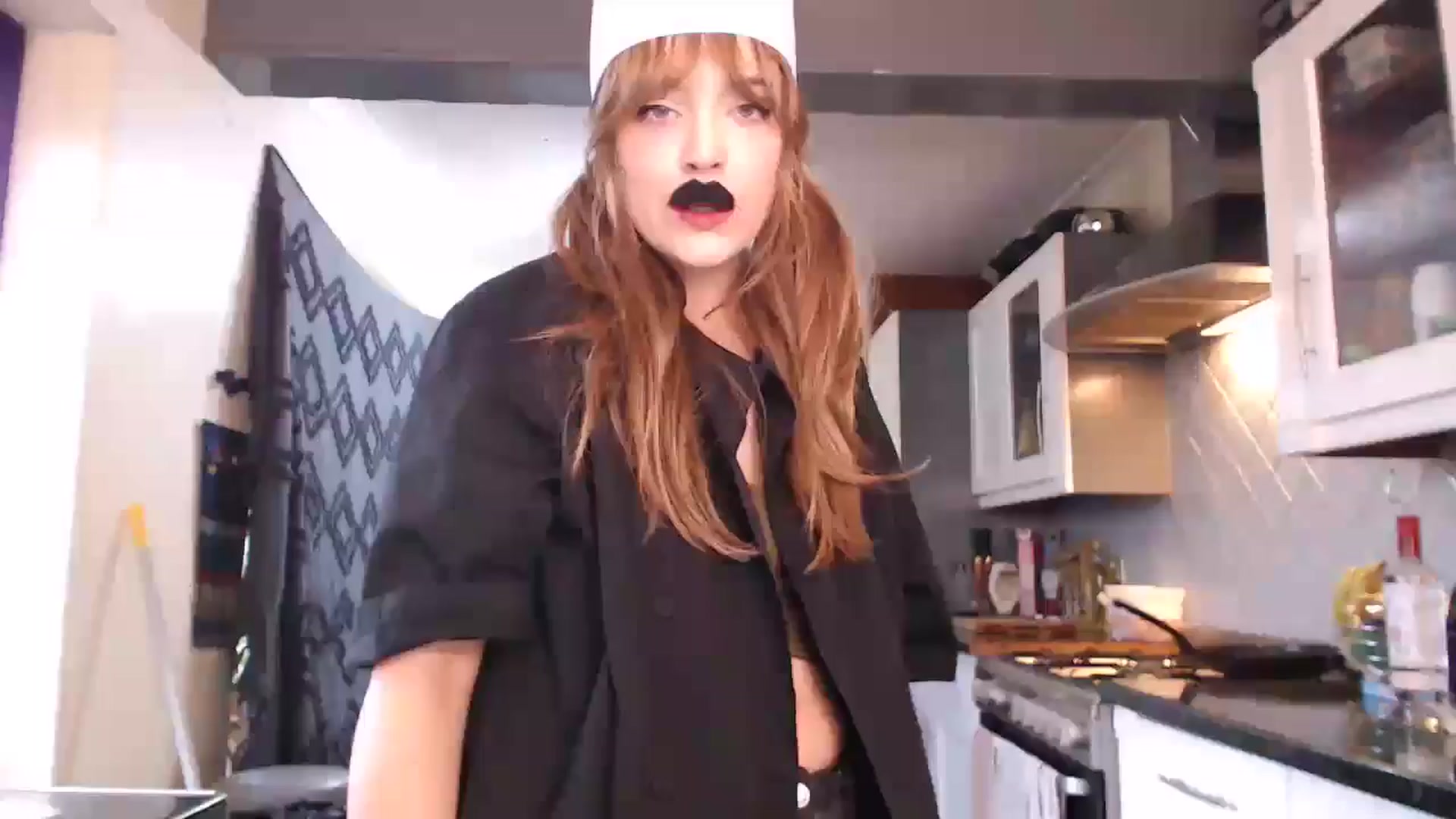 Gallery image thumbnail from KittyCash3w's myfreecams stream on, 09/04/2024, 17:00 image 17 of 20