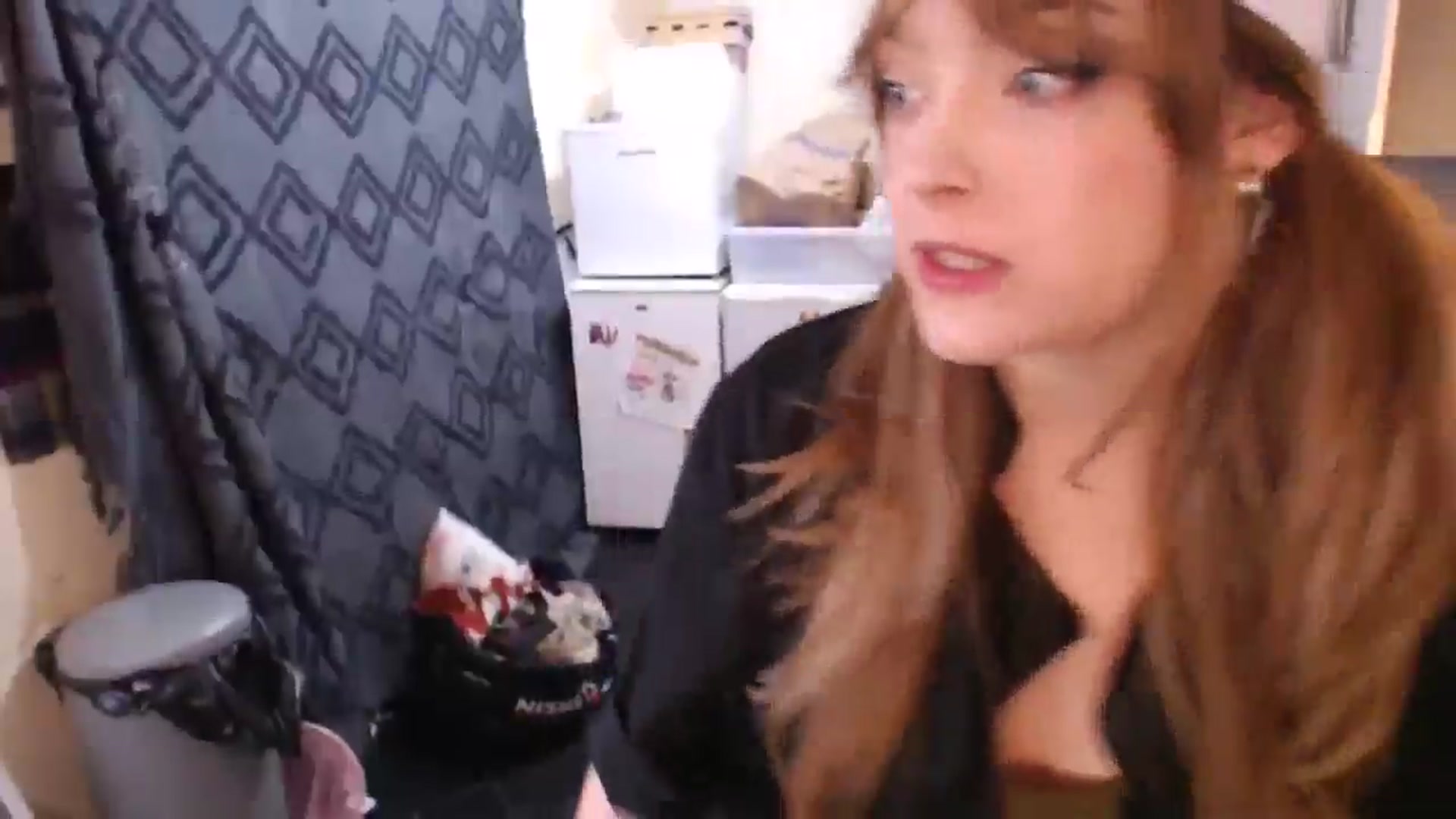 Gallery image thumbnail from KittyCash3w's myfreecams stream on, 09/04/2024, 17:12 image 2 of 20