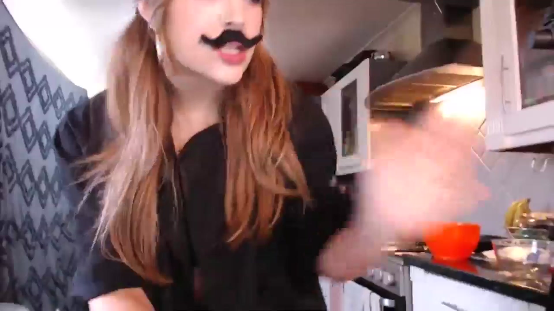 Gallery image thumbnail from KittyCash3w's myfreecams stream on, 09/04/2024, 17:12 image 15 of 20