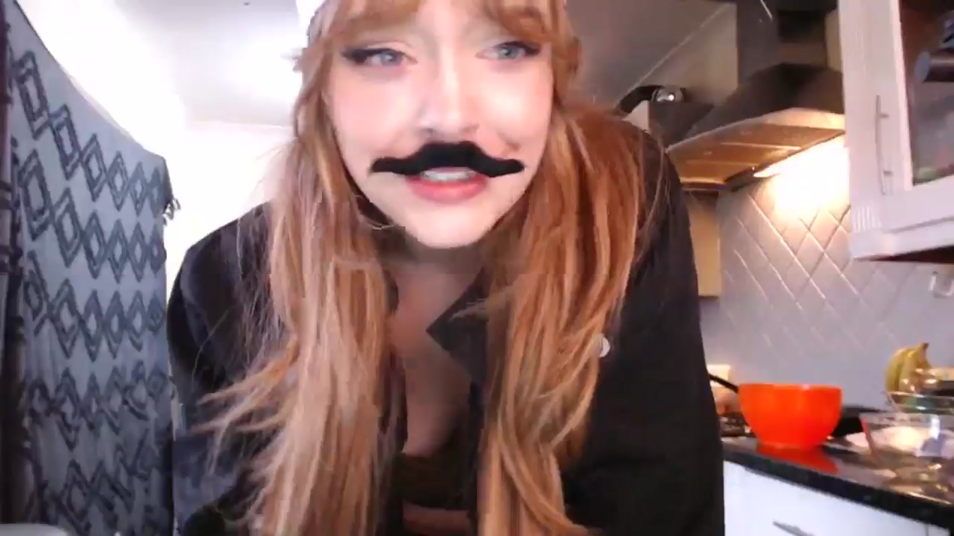 Gallery image thumbnail from KittyCash3w's myfreecams stream on, 09/04/2024, 17:12 image 13 of 20