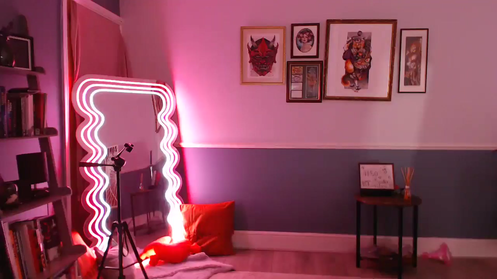 Gallery image thumbnail from KittyCash3w's myfreecams stream on, 09/05/2024, 19:00 image 20 of 20