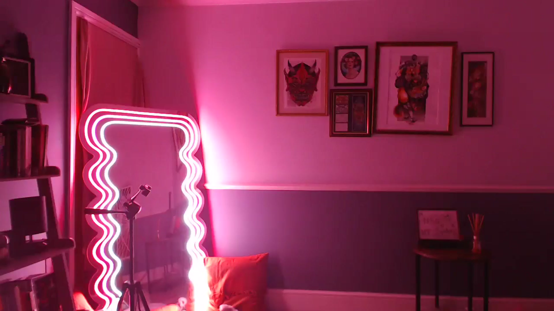 Gallery image thumbnail from KittyCash3w's myfreecams stream on, 09/05/2024, 19:00 image 19 of 20