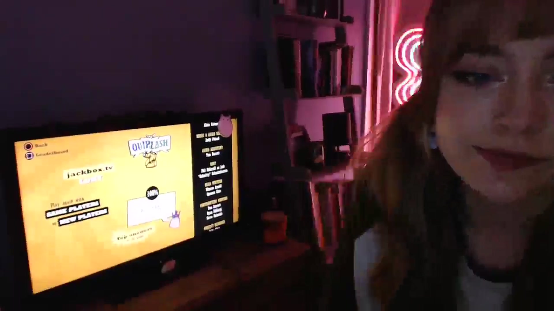 Gallery image thumbnail from KittyCash3w's myfreecams stream on, 09/06/2024, 19:43 image 7 of 20