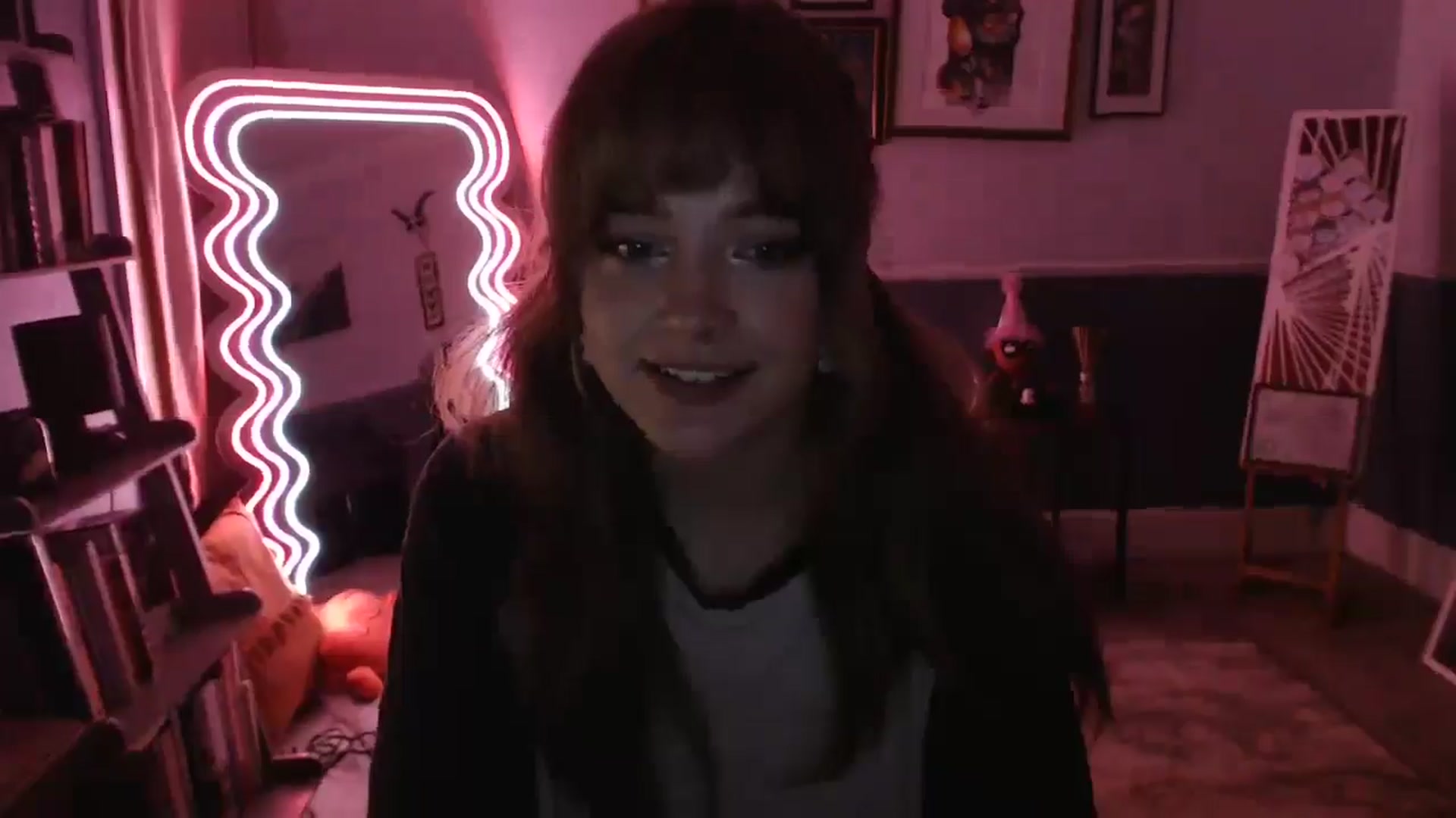 Gallery image thumbnail from KittyCash3w's myfreecams stream on, 09/06/2024, 19:43 image 10 of 20