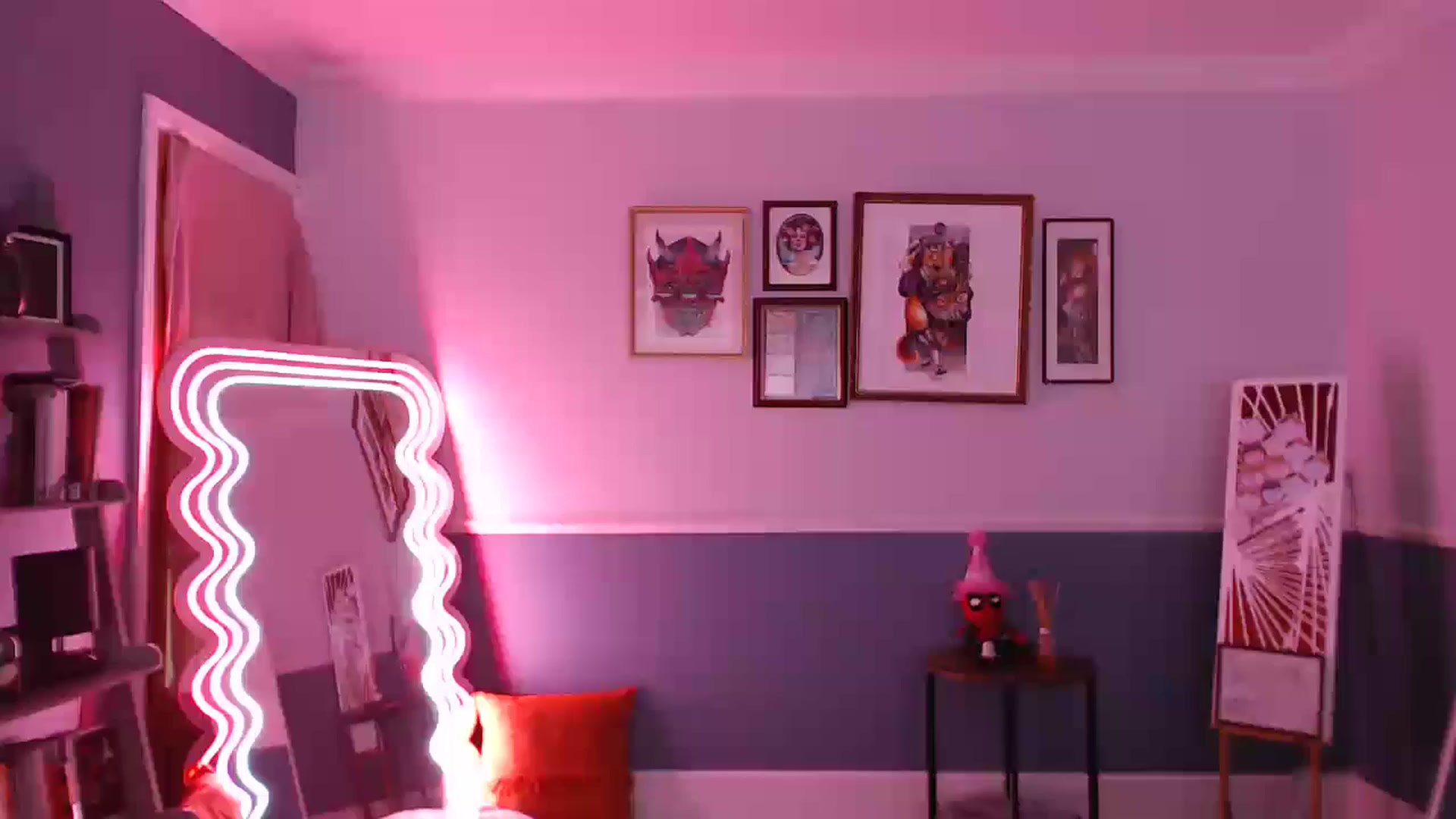 Gallery image thumbnail from KittyCash3w's myfreecams stream on, 09/07/2024, 21:51 image 5 of 20
