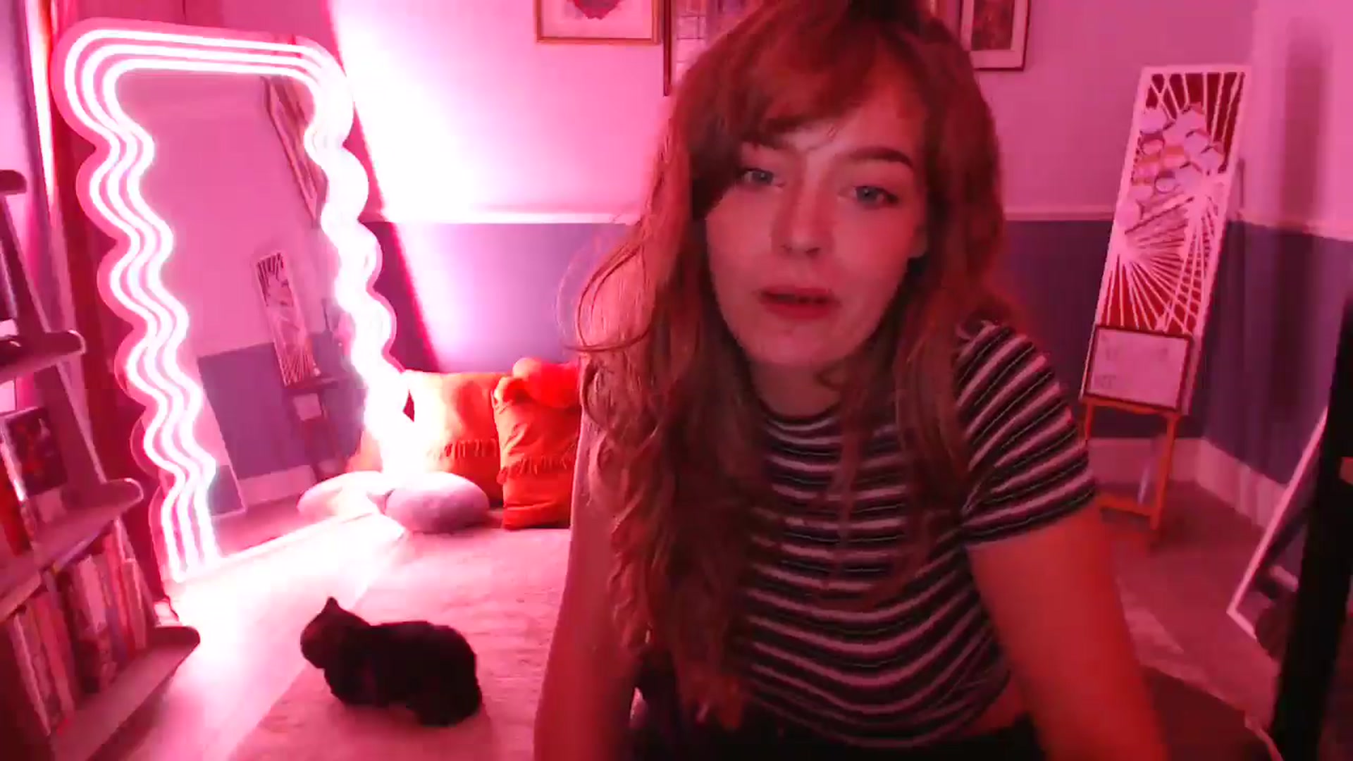 Gallery image thumbnail from KittyCash3w's myfreecams stream on, 09/07/2024, 21:51 image 13 of 20
