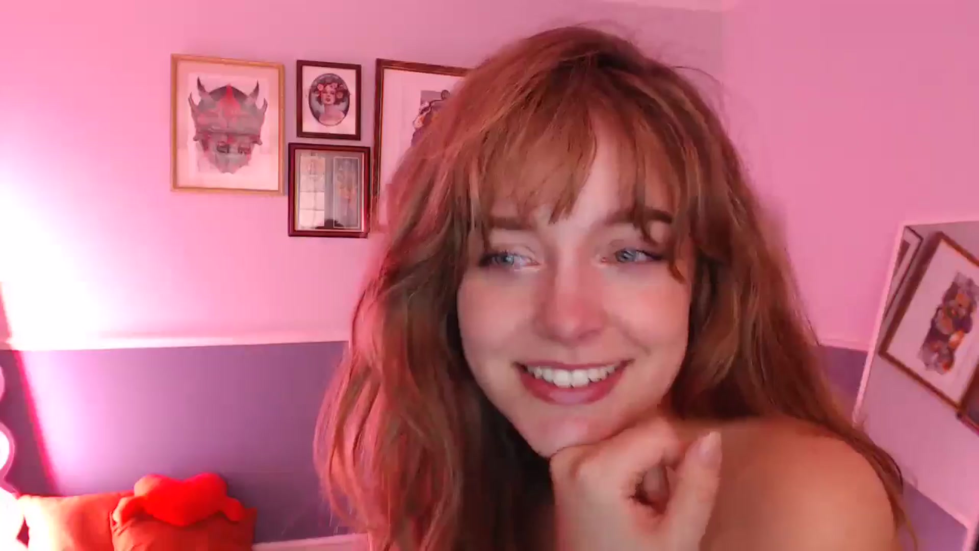 Gallery image thumbnail from KittyCash3w's myfreecams stream on, 09/07/2024, 21:51 image 19 of 20