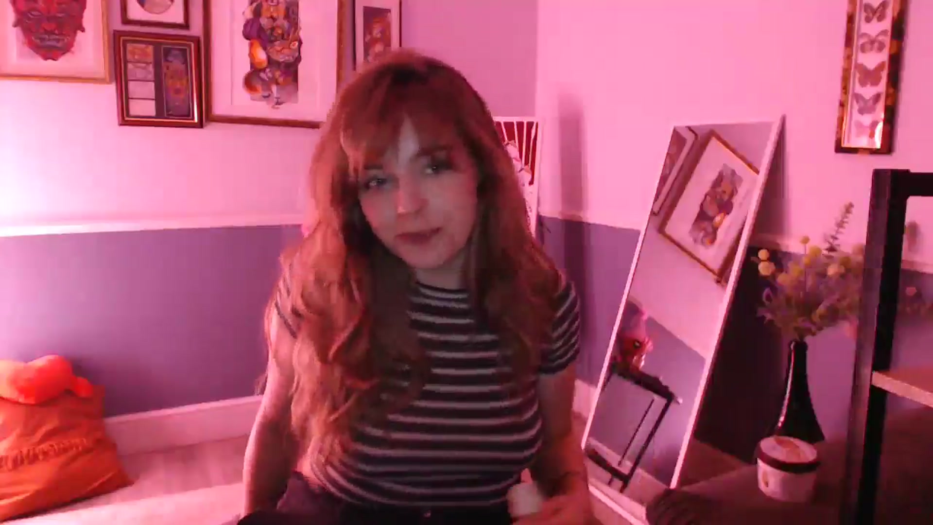 Gallery image thumbnail from KittyCash3w's myfreecams stream on, 09/07/2024, 21:51 image 15 of 20