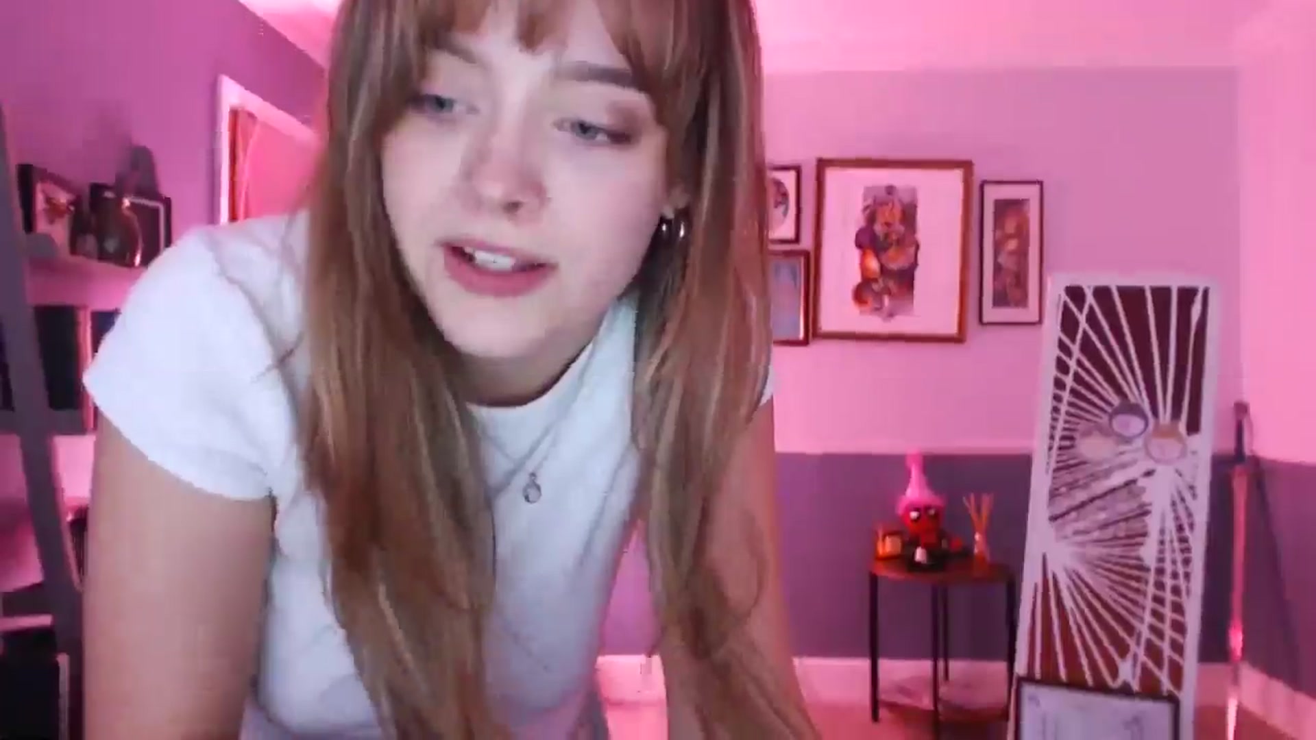 Gallery image thumbnail from KittyCash3w's myfreecams stream on, 09/09/2024, 18:35 image 14 of 20