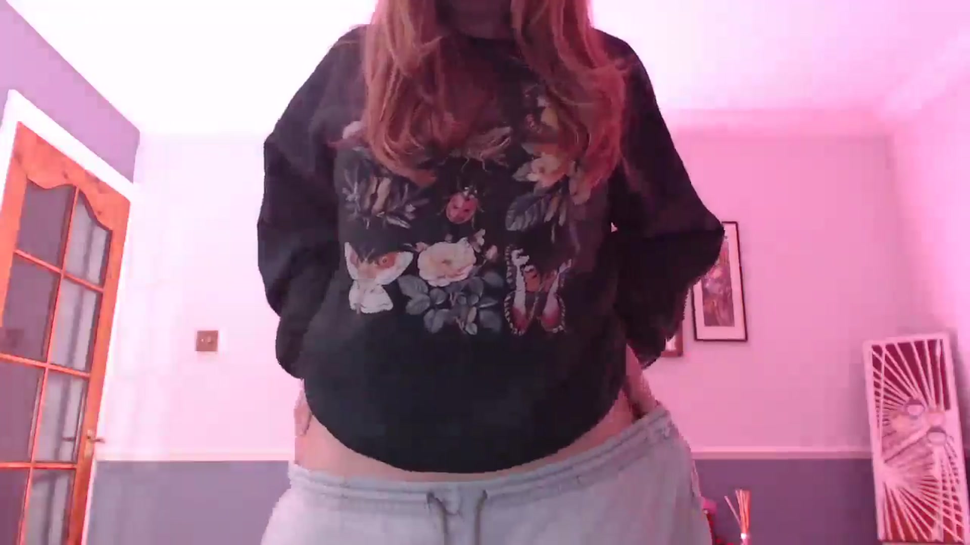 Gallery image thumbnail from KittyCash3w's myfreecams stream on, 09/11/2024, 03:43 image 7 of 20