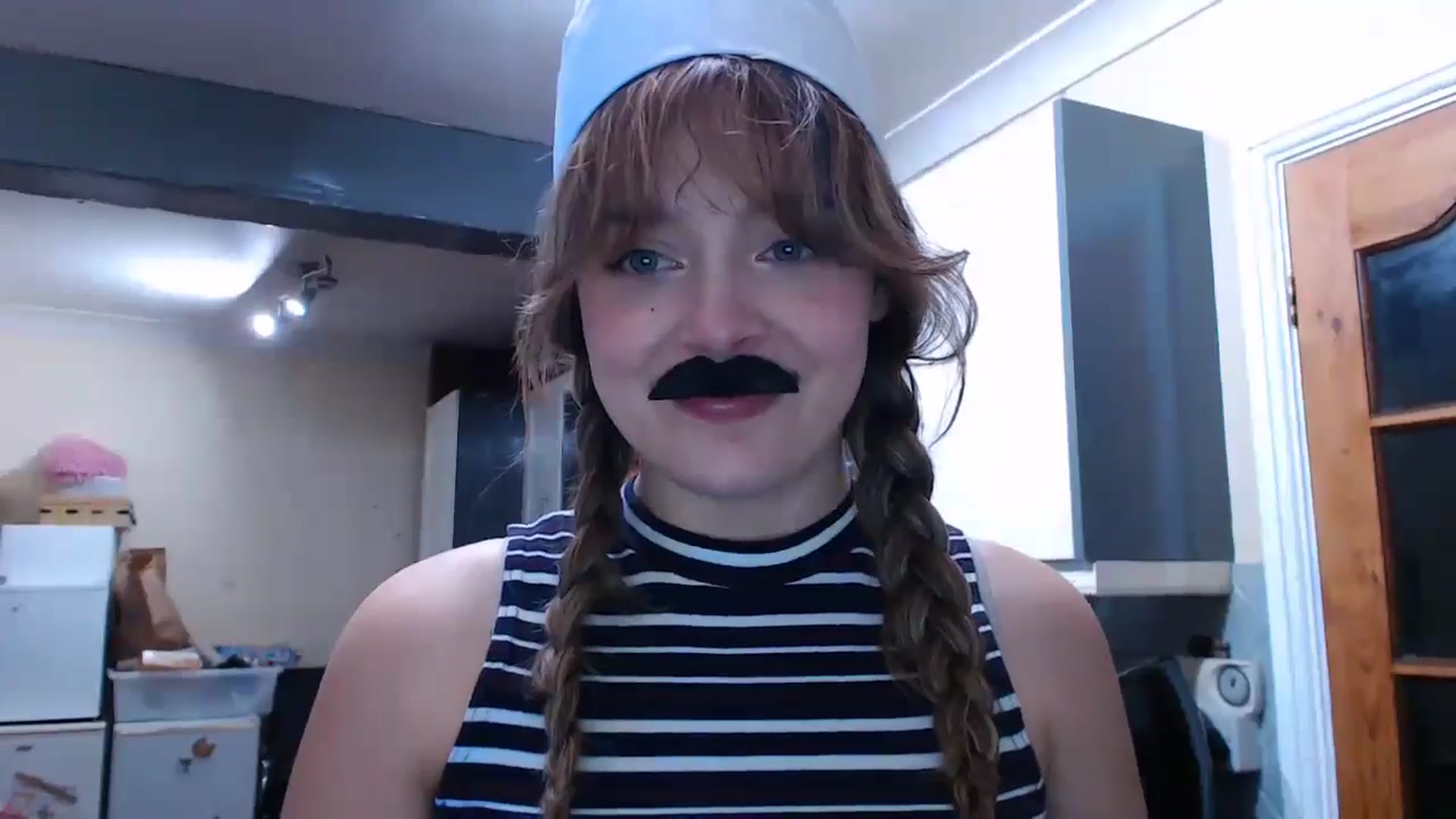 Gallery image thumbnail from KittyCash3w's myfreecams stream on, 09/12/2024, 19:45 image 18 of 20