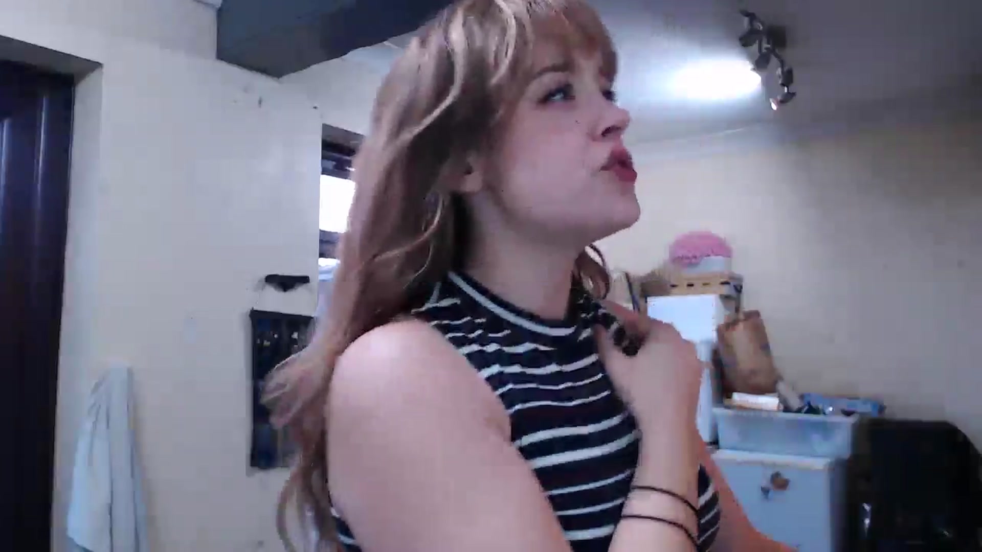 Gallery image thumbnail from KittyCash3w's myfreecams stream on, 09/12/2024, 19:45 image 12 of 20