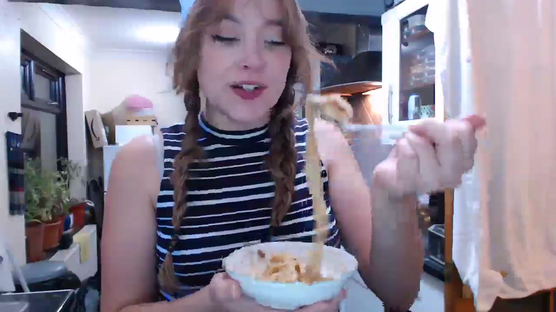 Gallery image thumbnail from KittyCash3w's myfreecams stream on, 09/12/2024, 20:59 image 11 of 20
