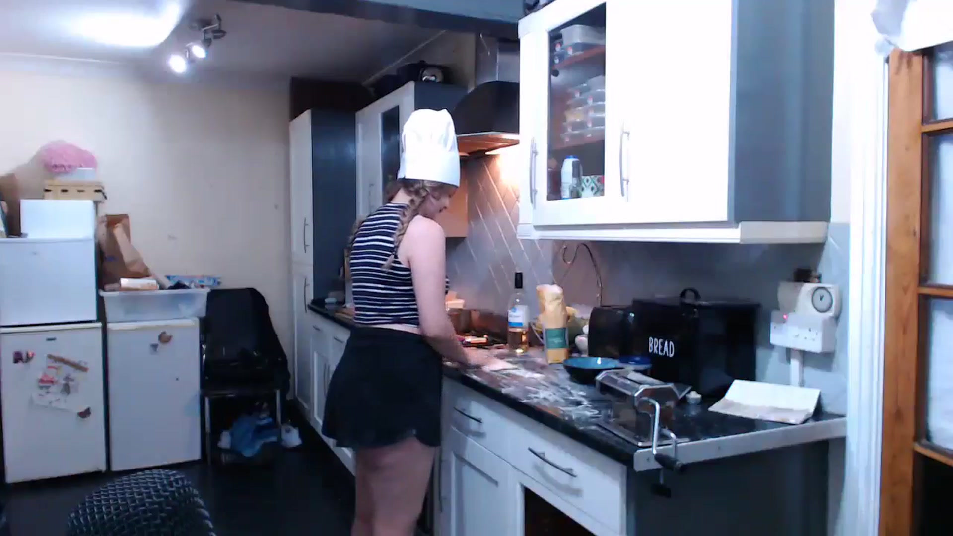 Gallery image thumbnail from KittyCash3w's myfreecams stream on, 09/12/2024, 20:59 image 4 of 20