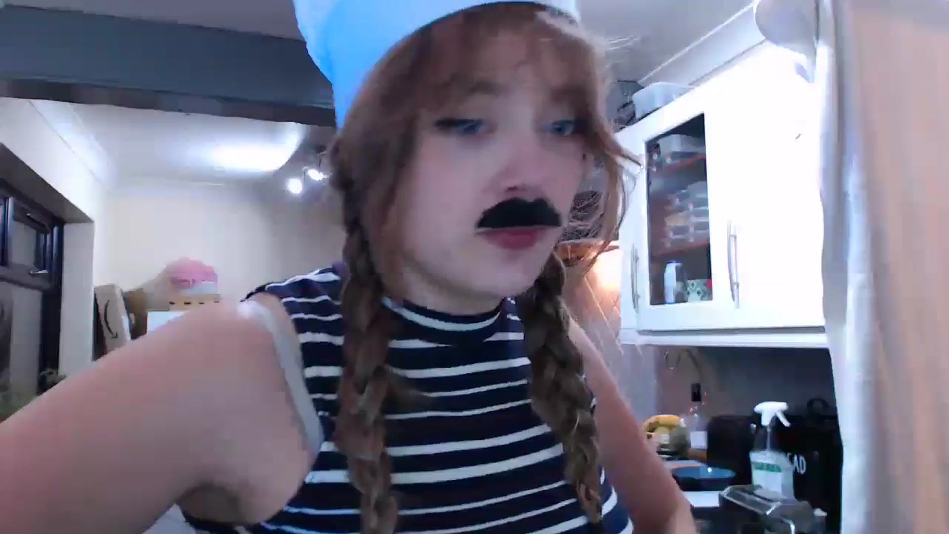 Gallery image thumbnail from KittyCash3w's myfreecams stream on, 09/12/2024, 20:59 image 17 of 20