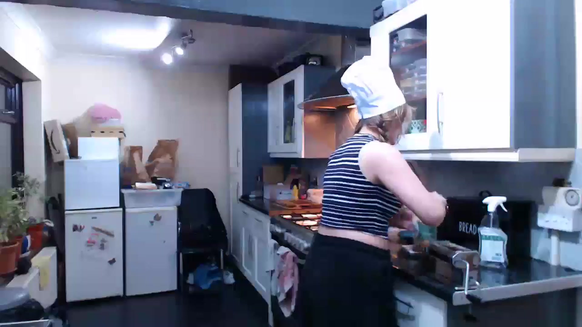 Gallery image thumbnail from KittyCash3w's myfreecams stream on, 09/12/2024, 20:59 image 15 of 20