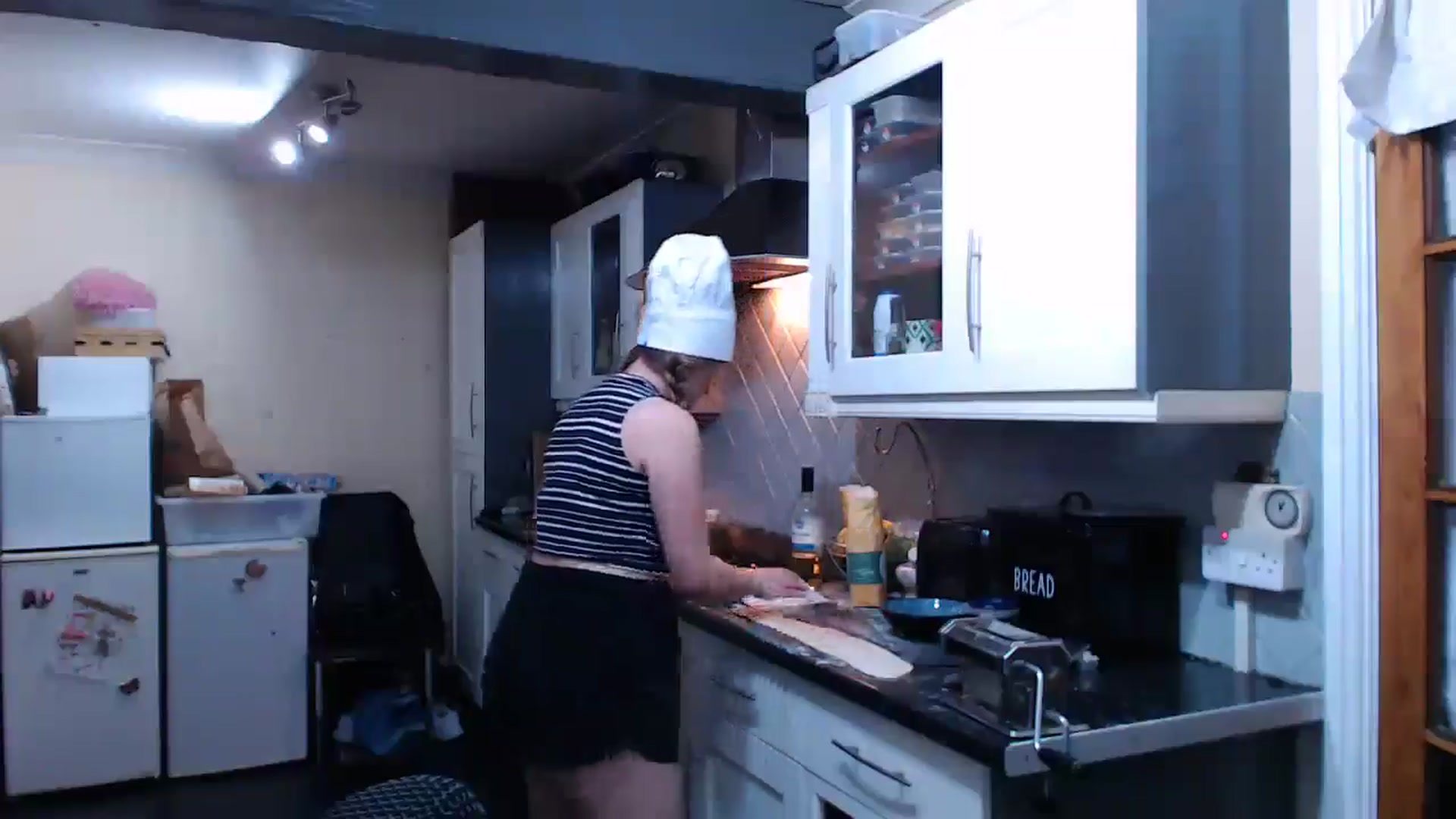 Gallery image thumbnail from KittyCash3w's myfreecams stream on, 09/12/2024, 20:59 image 3 of 20