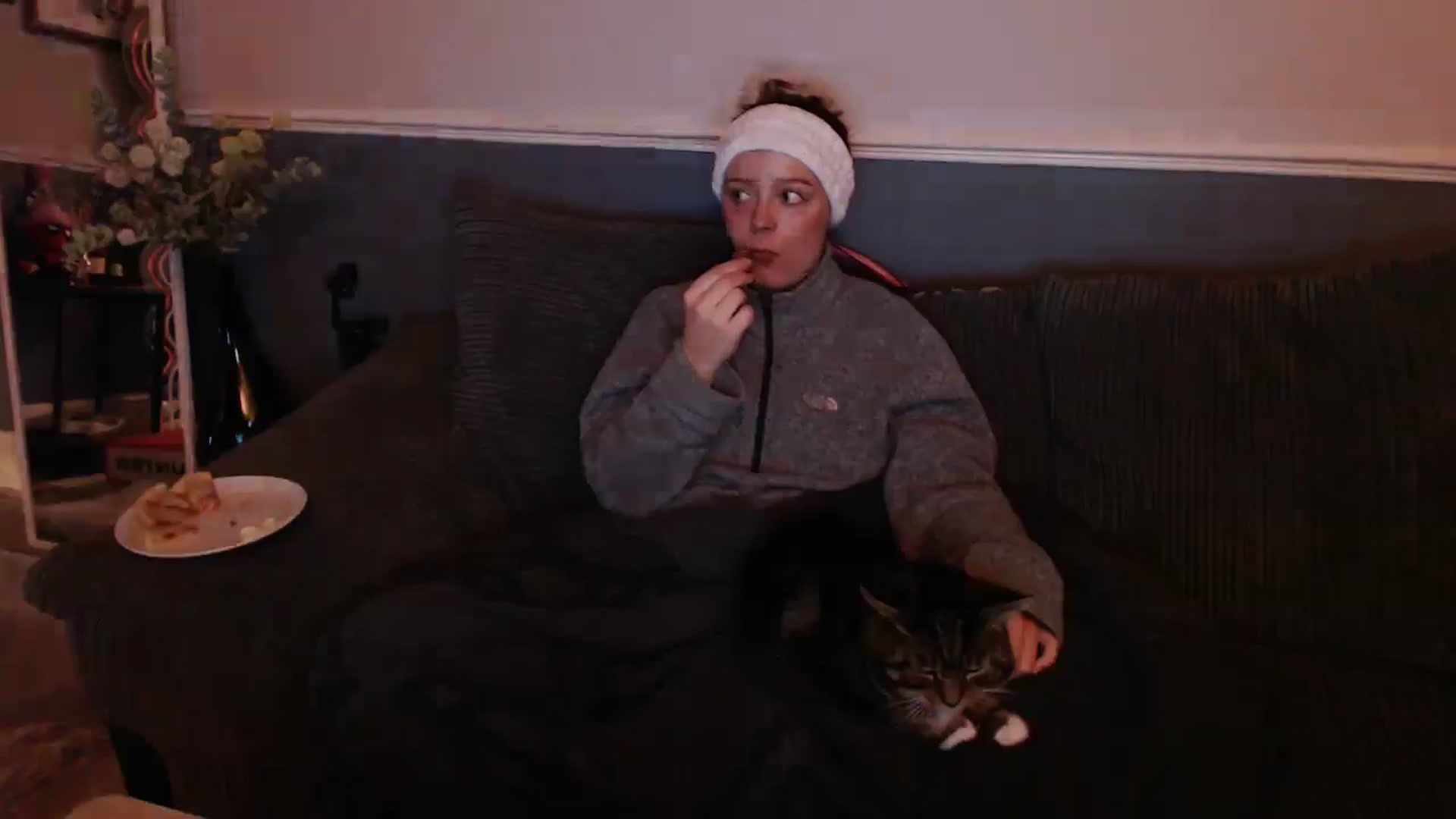 Gallery image thumbnail from KittyCash3w's myfreecams stream on, 09/13/2024, 21:55 image 6 of 20
