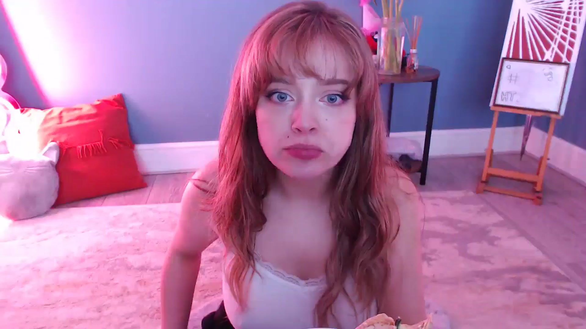 Gallery image thumbnail from KittyCash3w's myfreecams stream on, 09/14/2024, 15:00 image 8 of 20