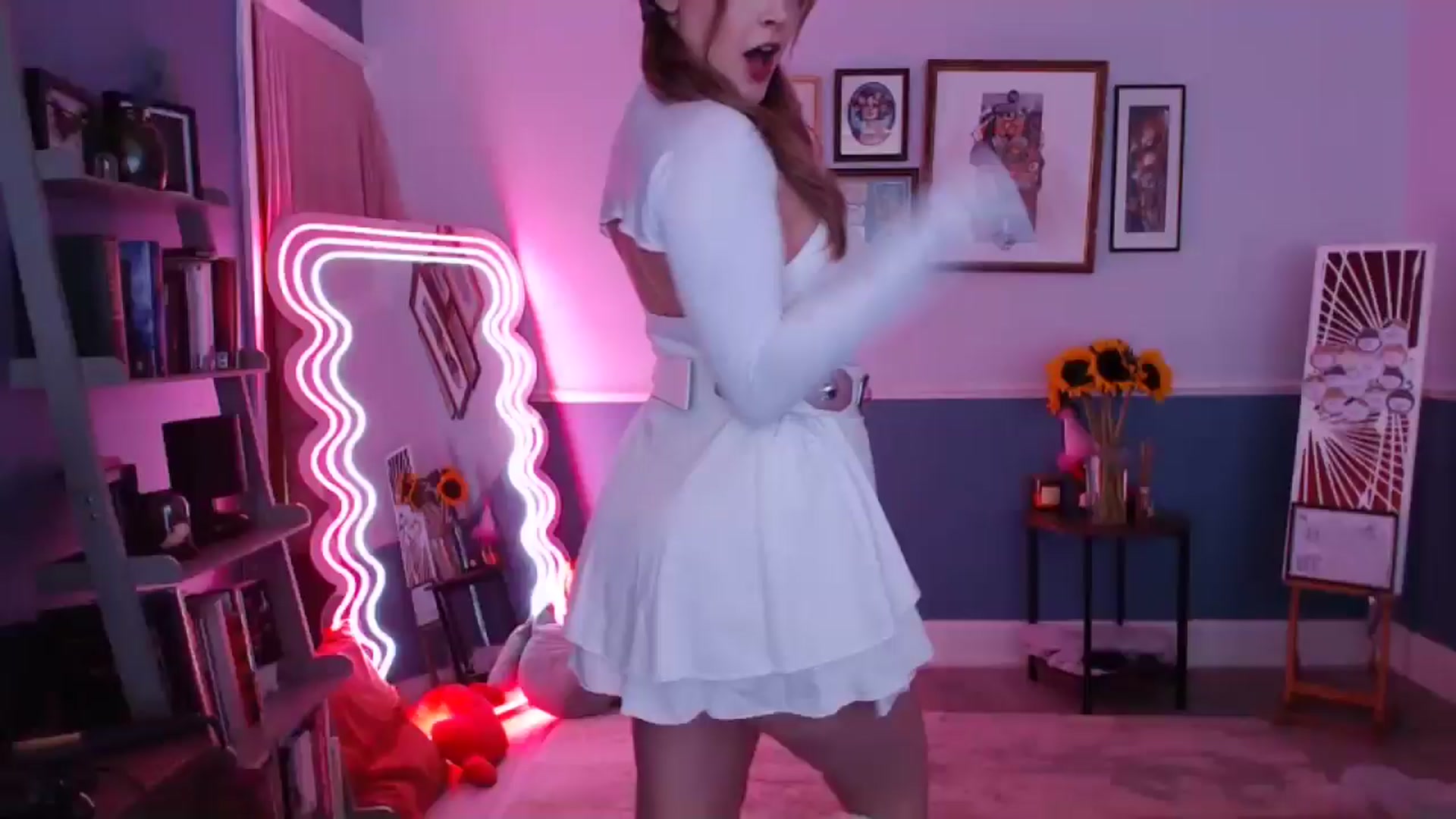 Gallery image thumbnail from KittyCash3w's myfreecams stream on, 09/14/2024, 17:36 image 1 of 20