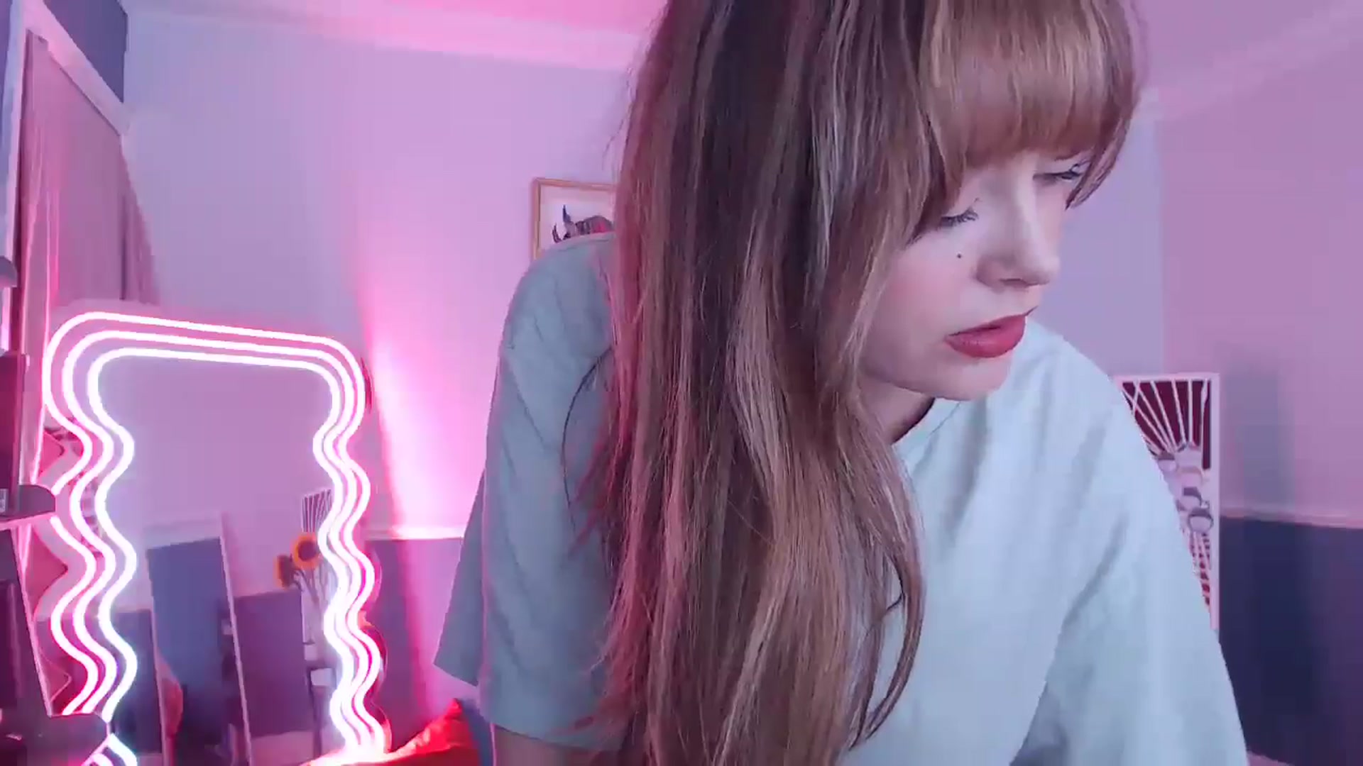 Gallery image thumbnail from KittyCash3w's myfreecams stream on, 09/17/2024, 10:48 image 18 of 20