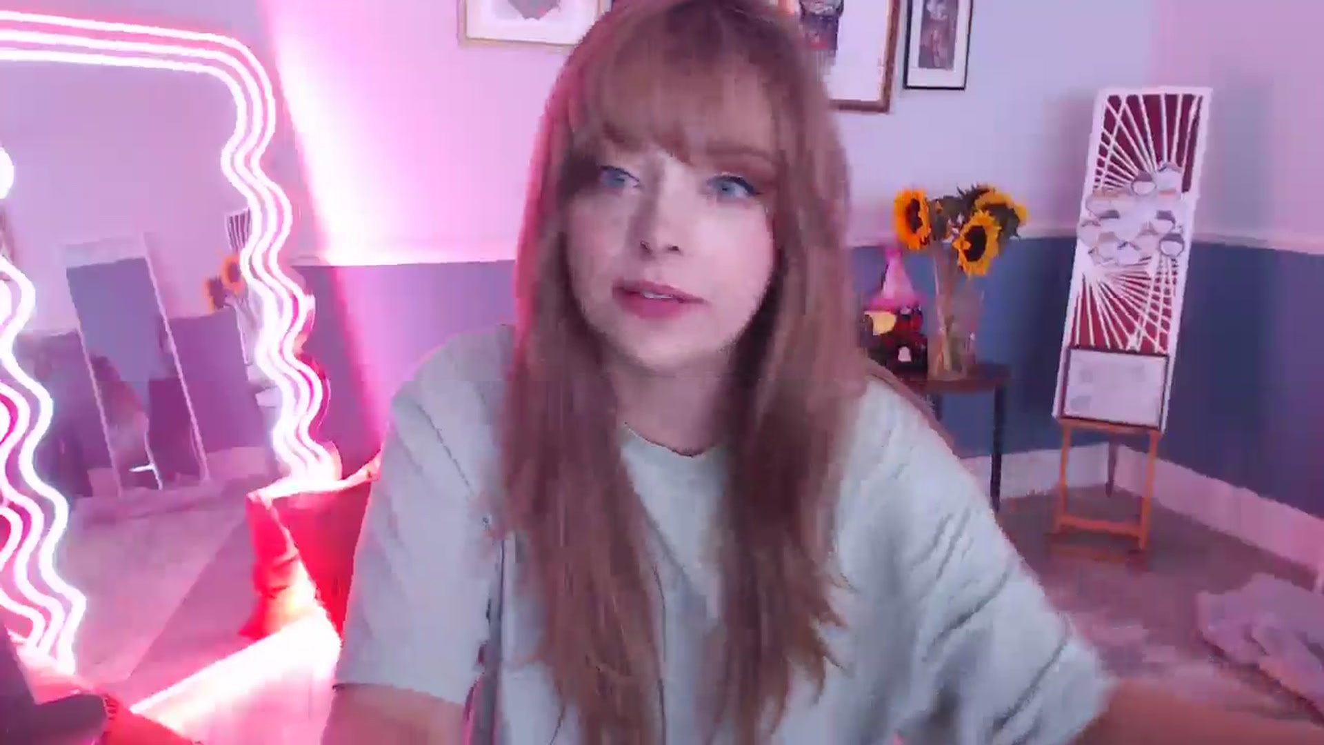 Gallery image thumbnail from KittyCash3w's myfreecams stream on, 09/17/2024, 12:14 image 18 of 20