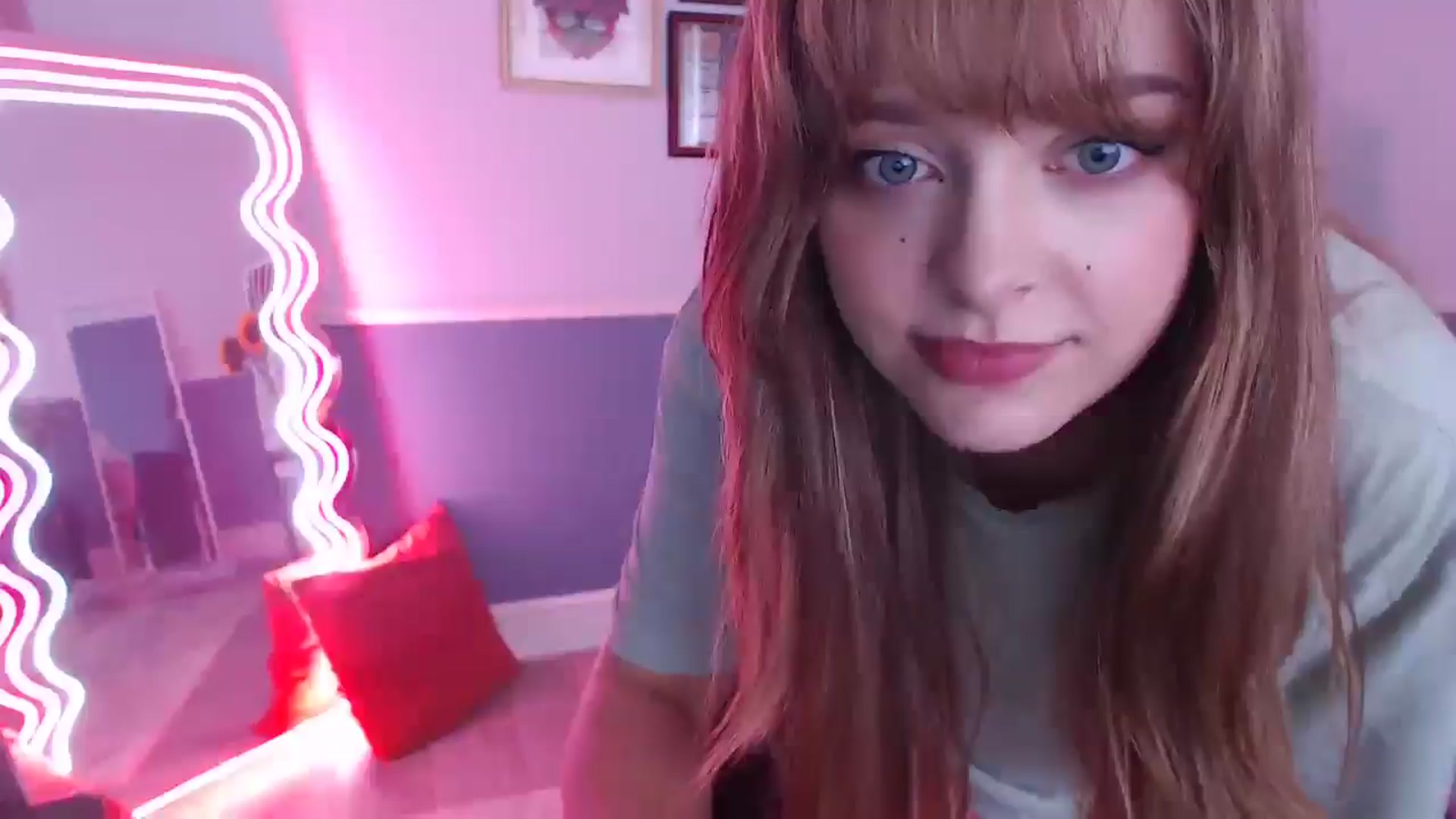Gallery image thumbnail from KittyCash3w's myfreecams stream on, 09/17/2024, 12:14 image 14 of 20