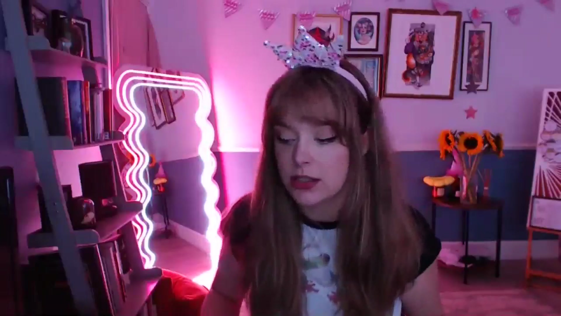 Gallery image thumbnail from KittyCash3w's myfreecams stream on, 09/20/2024, 16:29 image 5 of 20