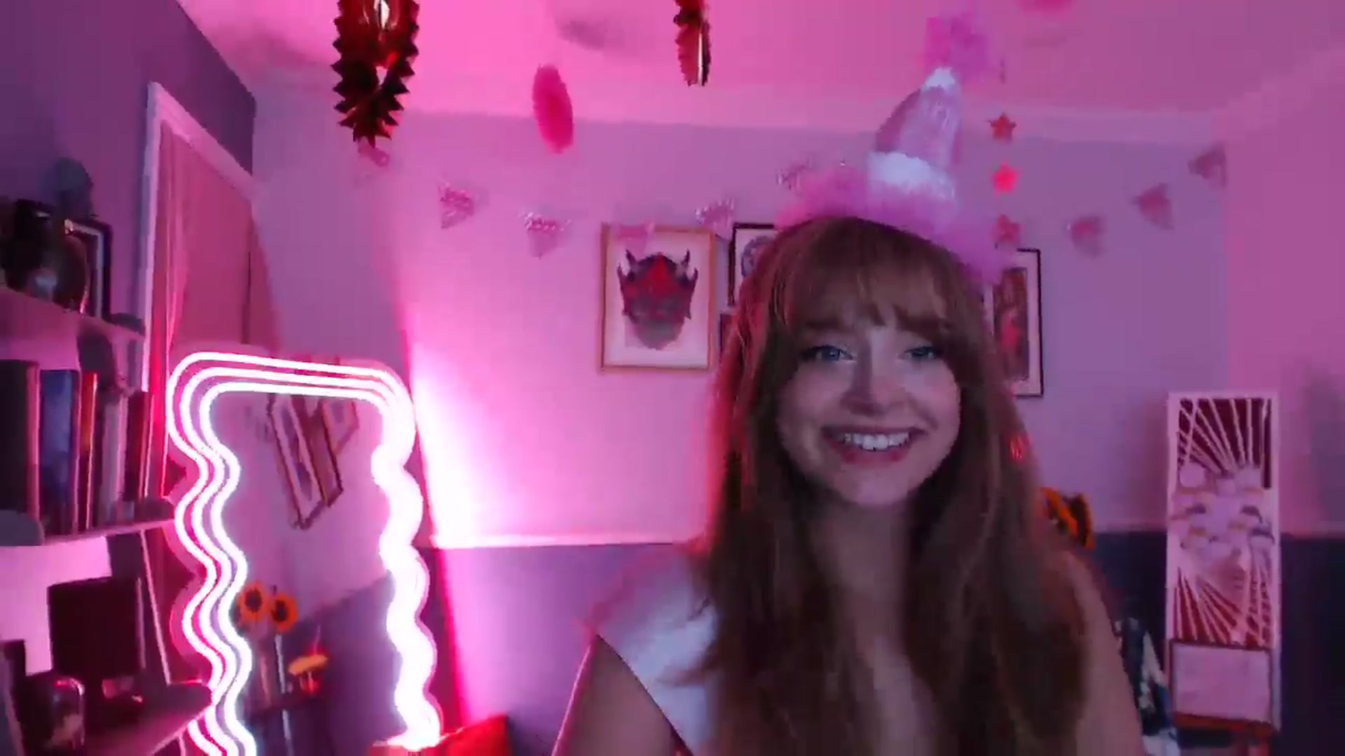 Gallery image thumbnail from KittyCash3w's myfreecams stream on, 09/20/2024, 20:55 image 2 of 20