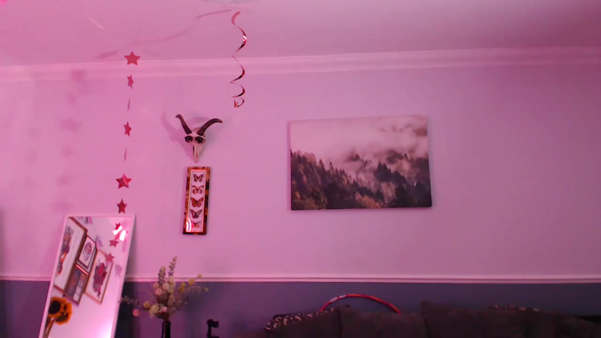Gallery image thumbnail from KittyCash3w's myfreecams stream on, 09/20/2024, 20:55 image 10 of 20