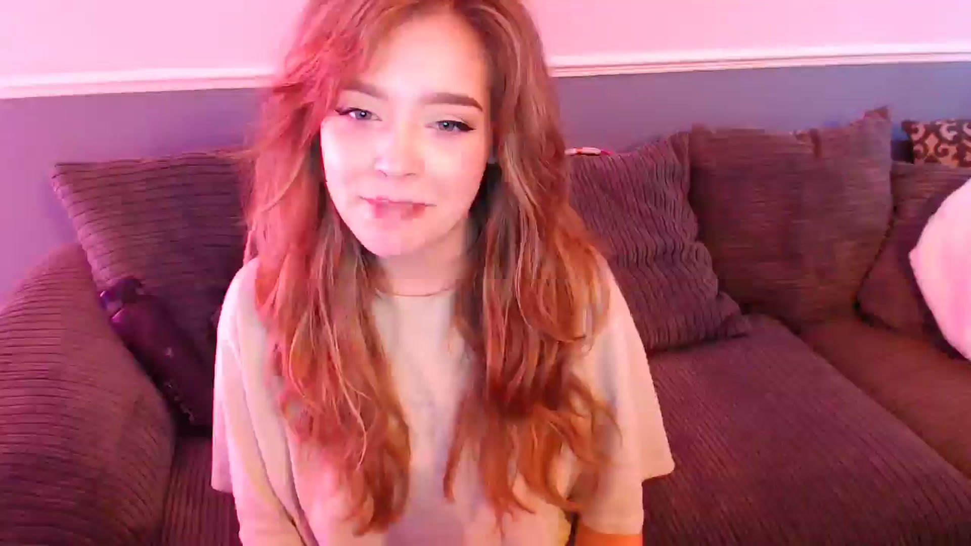 Gallery image thumbnail from KittyCash3w's myfreecams stream on, 09/24/2024, 17:48 image 19 of 20