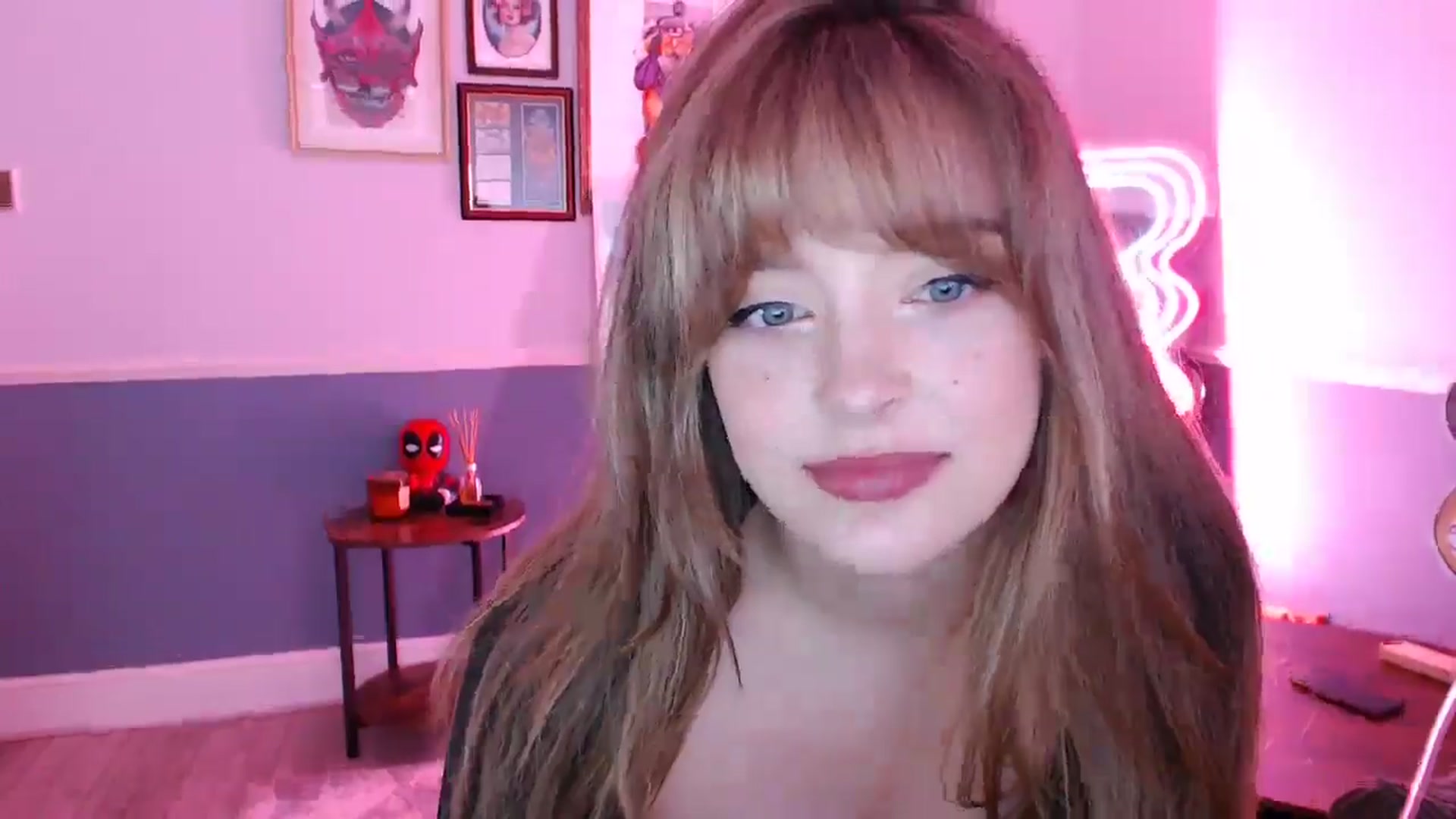 Gallery image thumbnail from KittyCash3w's myfreecams stream on, 09/25/2024, 17:07 image 2 of 20