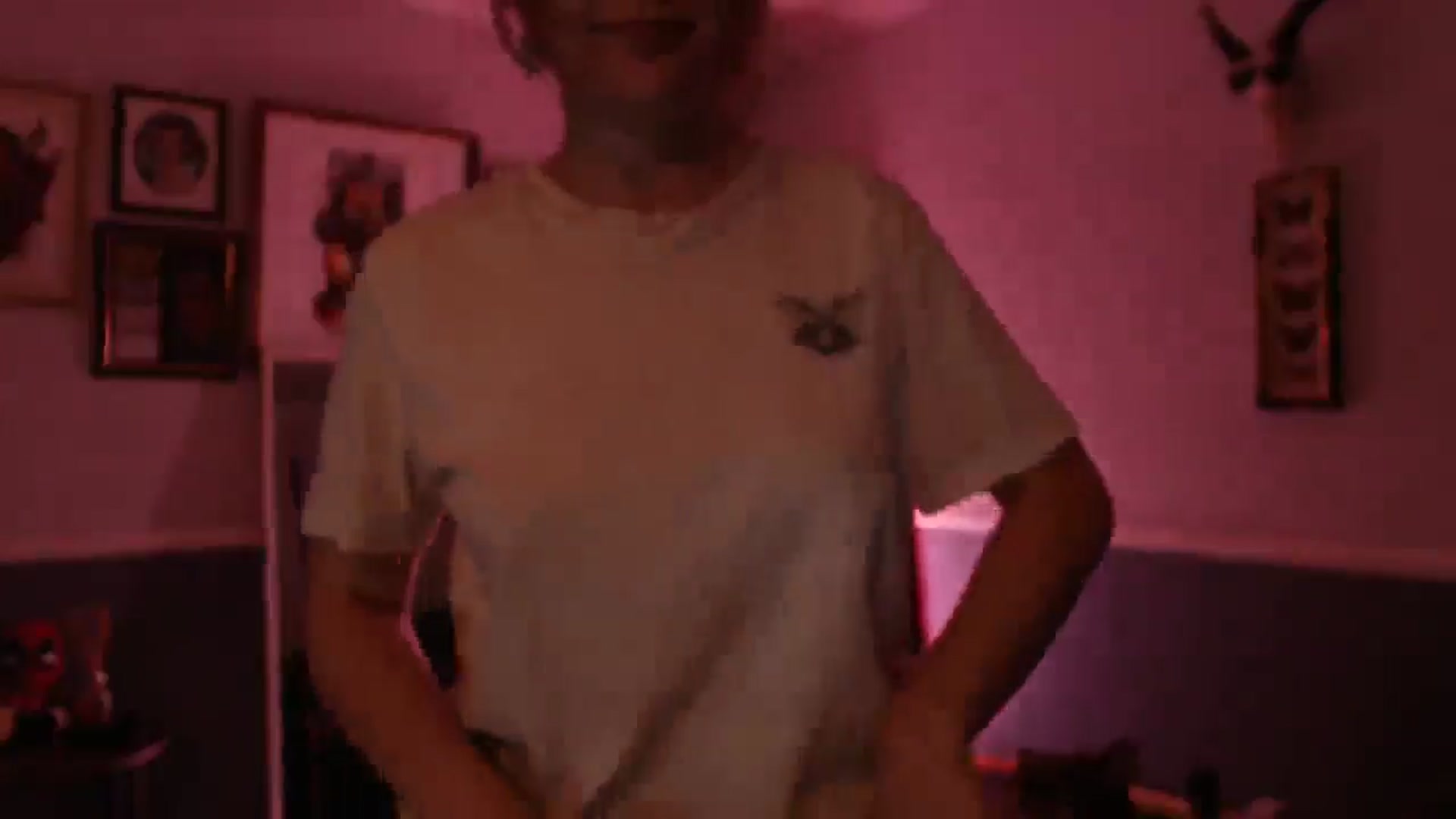 Gallery image thumbnail from KittyCash3w's myfreecams stream on, 09/25/2024, 21:18 image 16 of 20