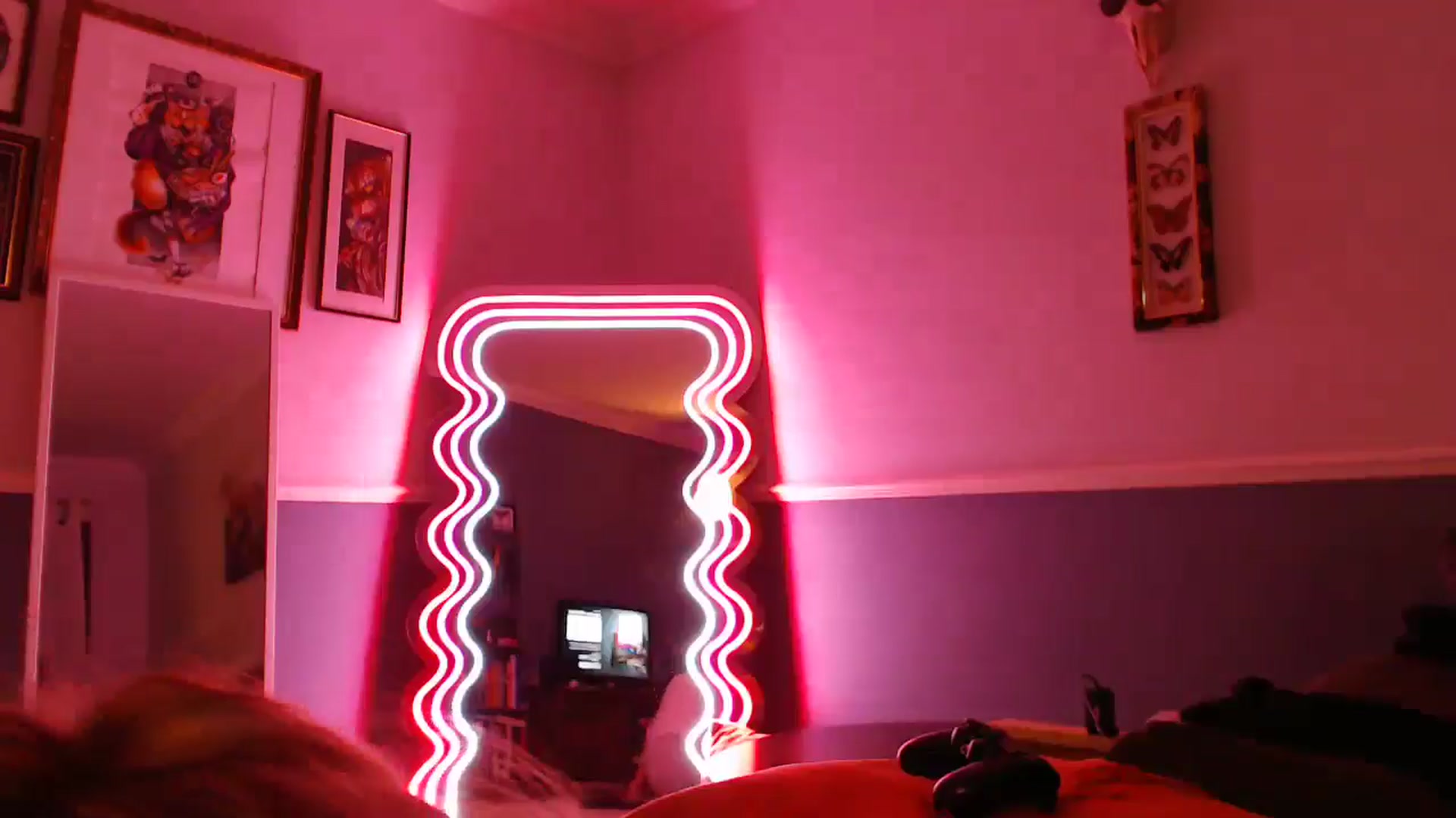 Gallery image thumbnail from KittyCash3w's myfreecams stream on, 09/25/2024, 21:18 image 9 of 20