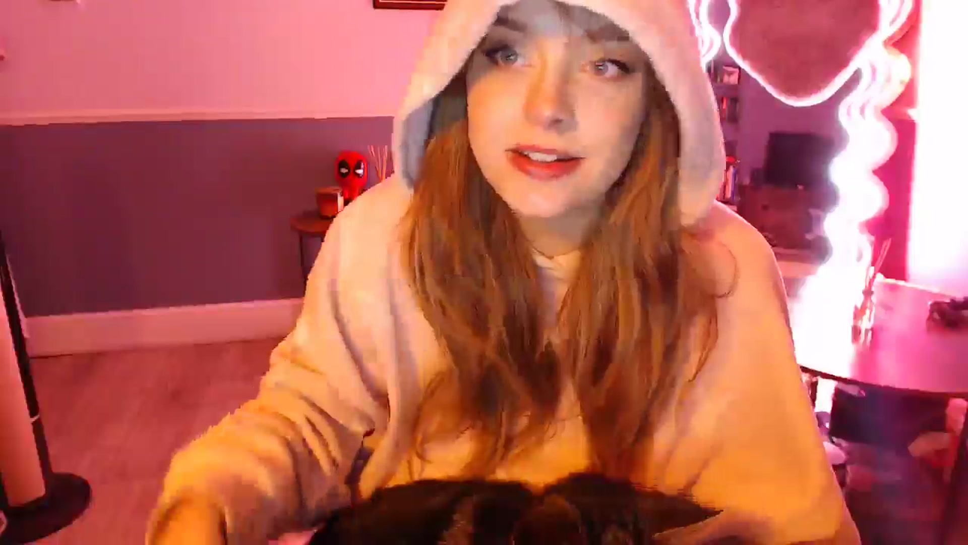 Gallery image thumbnail from KittyCash3w's myfreecams stream on, 09/26/2024, 19:09 image 10 of 20