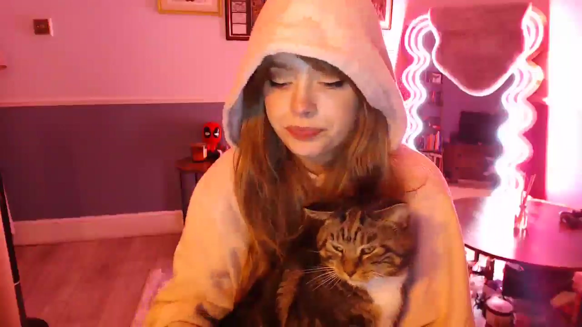 Gallery image thumbnail from KittyCash3w's myfreecams stream on, 09/26/2024, 19:09 image 5 of 20