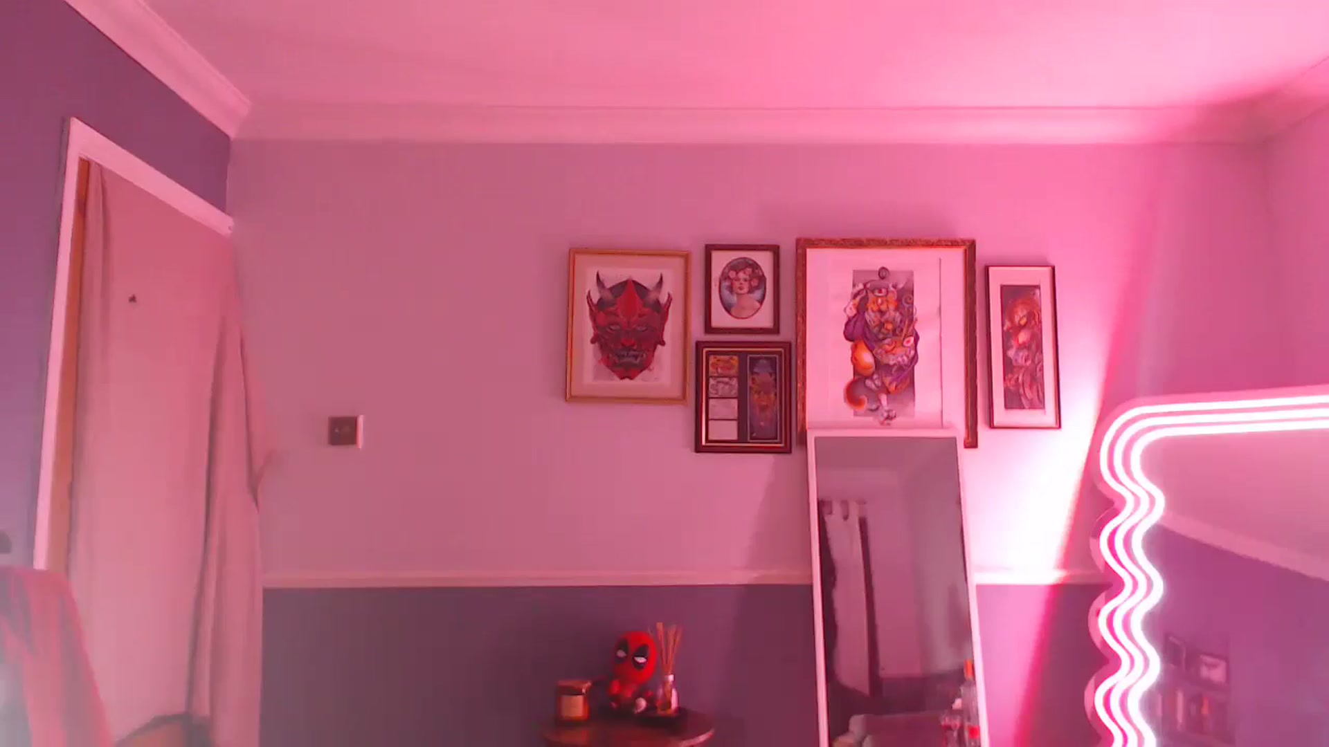 Gallery image thumbnail from KittyCash3w's myfreecams stream on, 09/30/2024, 22:53 image 4 of 20