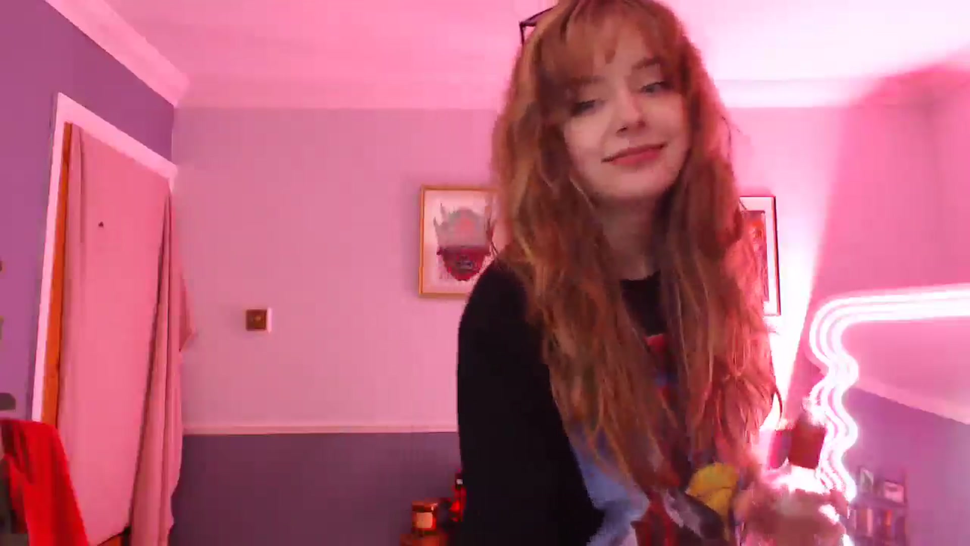 Gallery image thumbnail from KittyCash3w's myfreecams stream on, 09/30/2024, 22:53 image 8 of 20