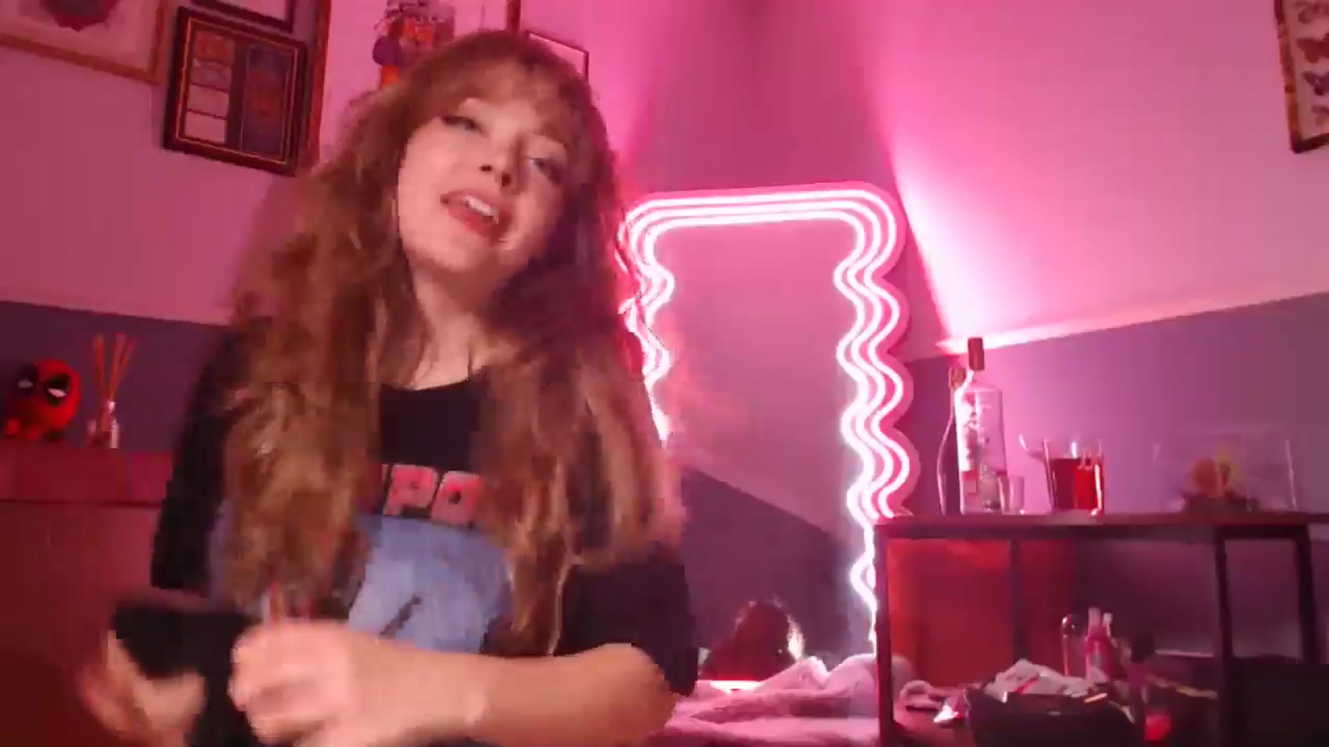 Gallery image thumbnail from KittyCash3w's myfreecams stream on, 09/30/2024, 22:53 image 2 of 20
