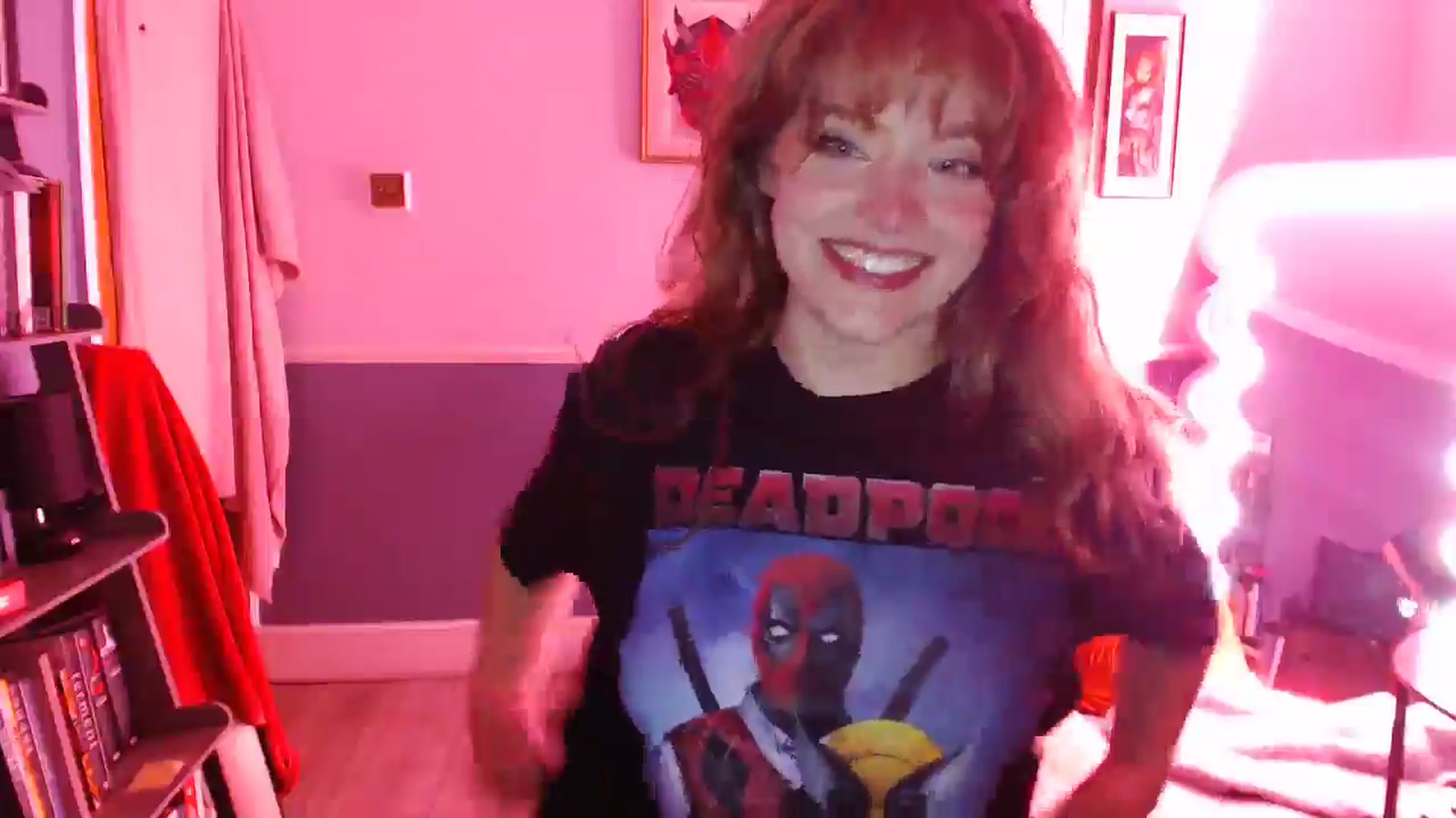 Gallery image thumbnail from KittyCash3w's myfreecams stream on, 10/01/2024, 24:01 image 12 of 20