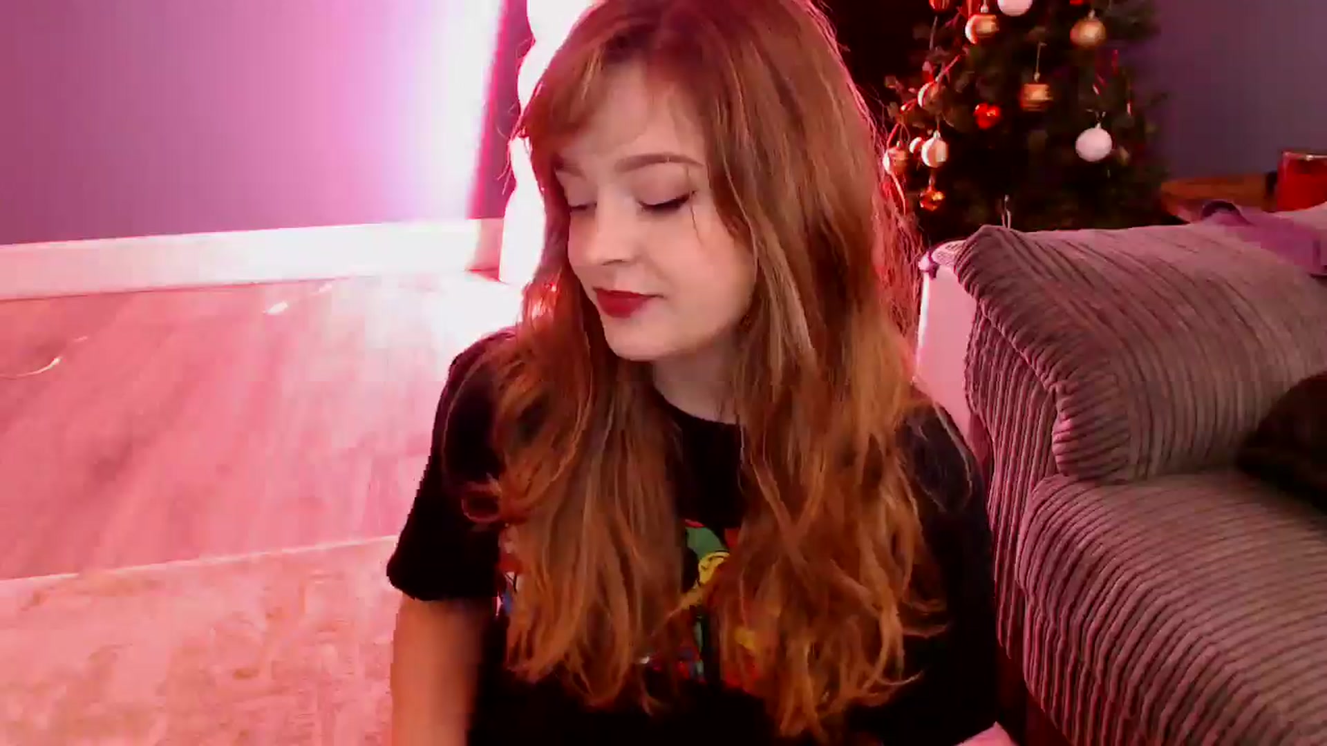 Gallery image thumbnail from KittyCash3w's myfreecams stream on, 12/02/2024, 19:52 image 4 of 20