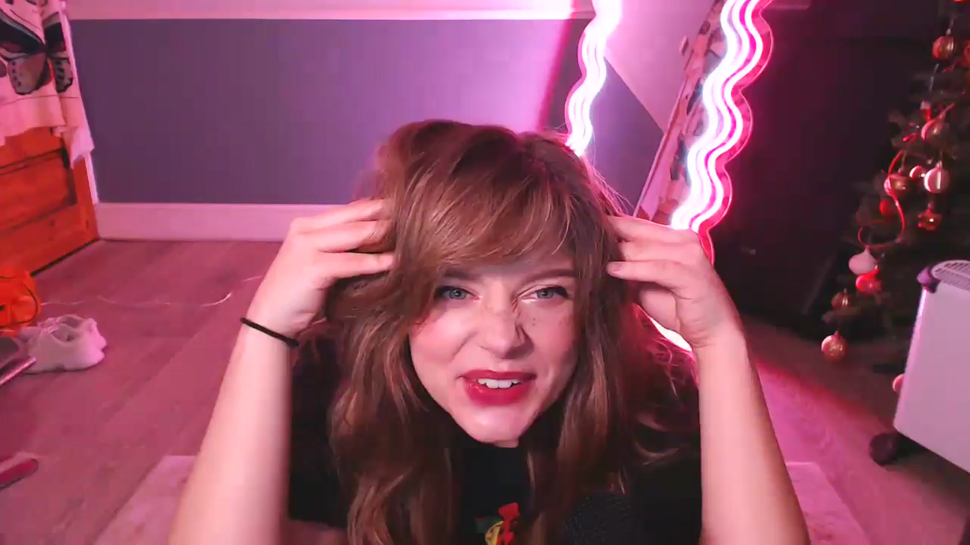 Gallery image thumbnail from KittyCash3w's myfreecams stream on, 12/02/2024, 20:45 image 8 of 20