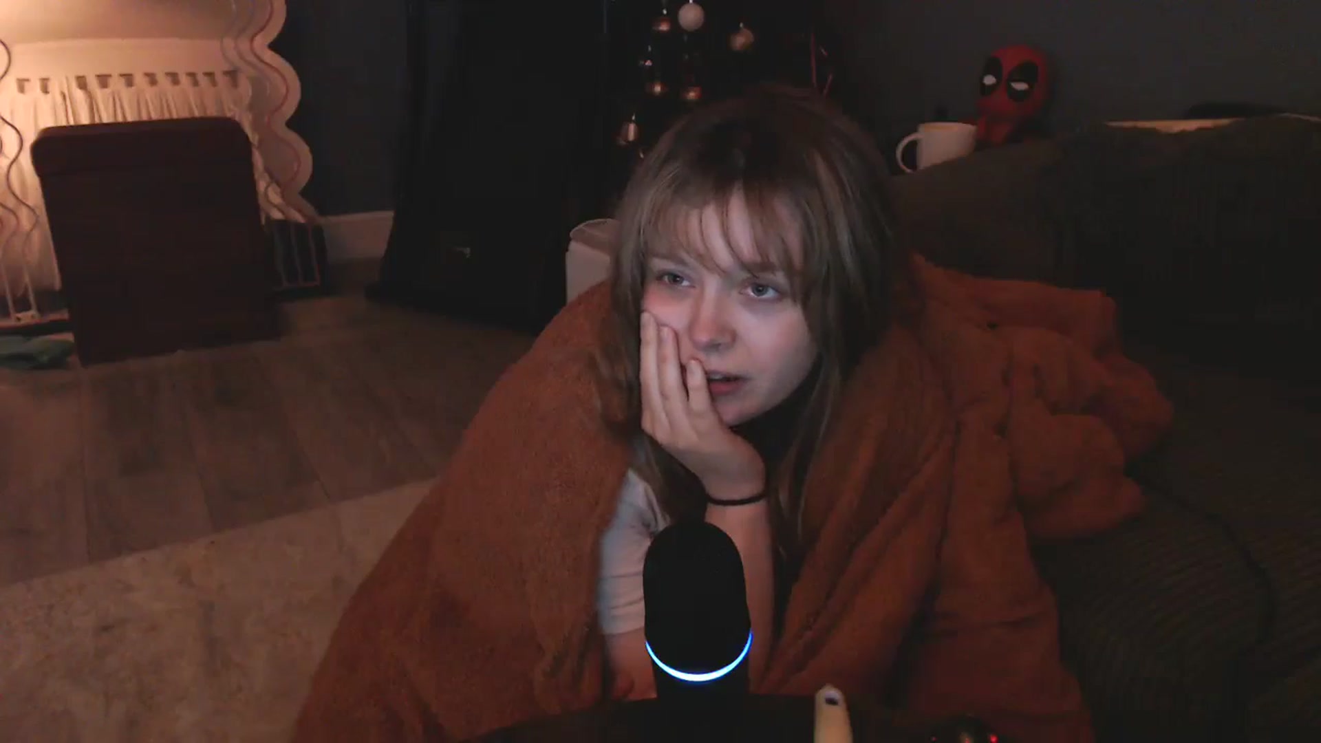 Gallery image thumbnail from KittyCash3w's myfreecams stream on, 12/08/2024, 18:09 image 13 of 20