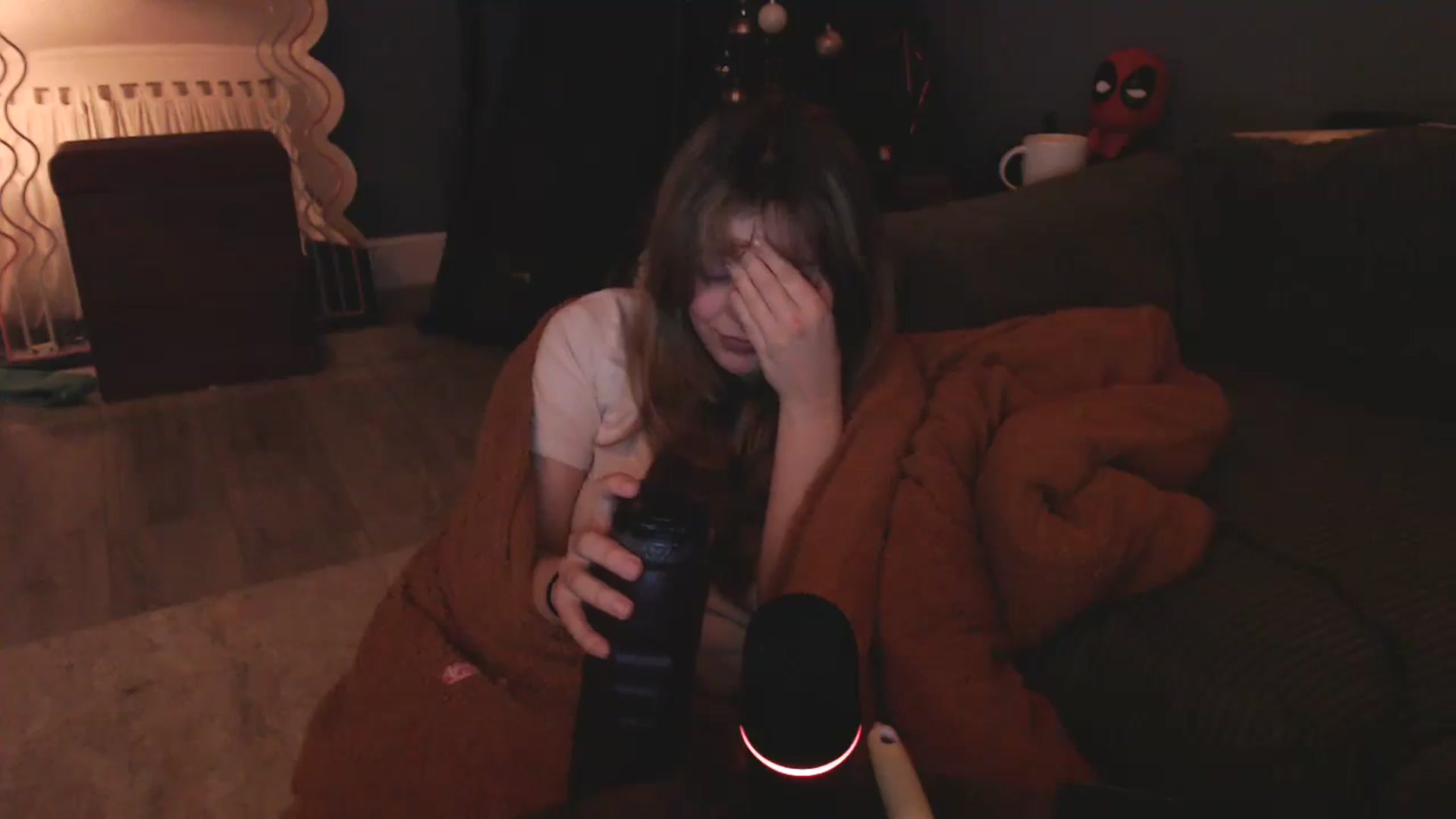 Gallery image thumbnail from KittyCash3w's myfreecams stream on, 12/08/2024, 18:09 image 17 of 20