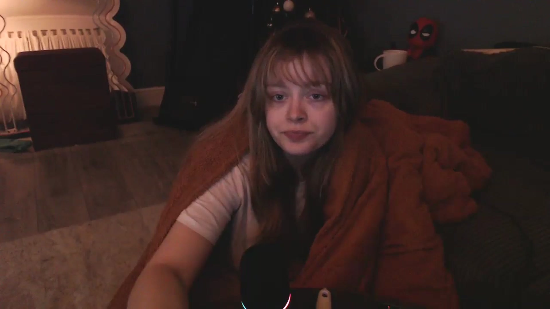 Gallery image thumbnail from KittyCash3w's myfreecams stream on, 12/08/2024, 18:09 image 12 of 20