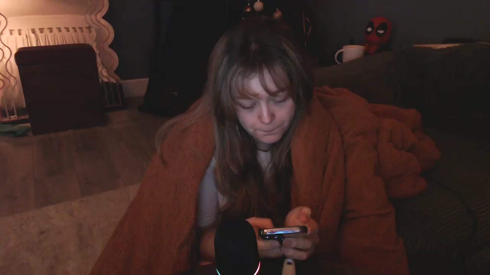 Gallery image thumbnail from KittyCash3w's myfreecams stream on, 12/08/2024, 18:09 image 10 of 20